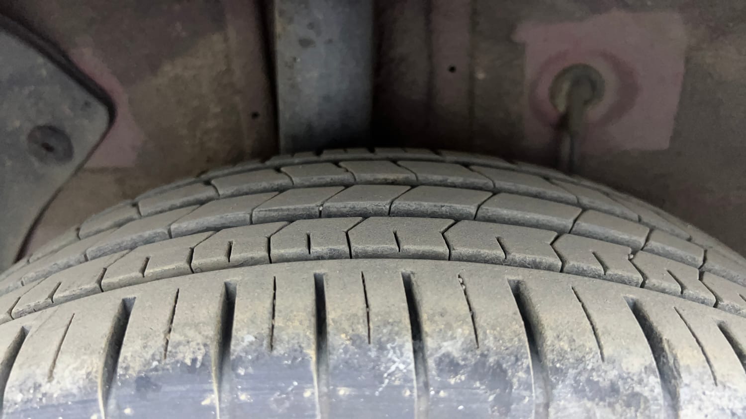 Used 2017 Hyundai Elite i20 Asta 1.2 Petrol Manual tyres RIGHT REAR TYRE TREAD VIEW