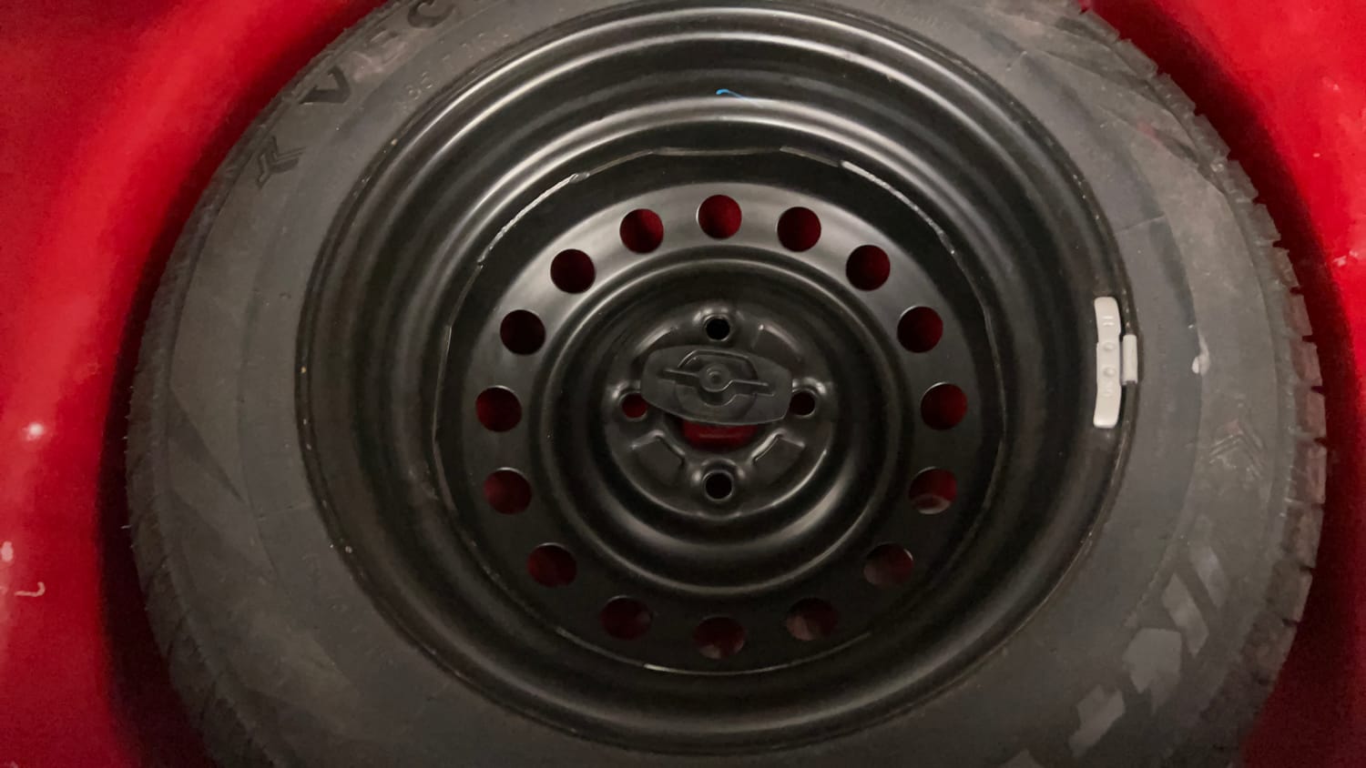 Used 2016 Maruti Suzuki Celerio ZXi AMT Petrol Automatic tyres SPARE TYRE VIEW