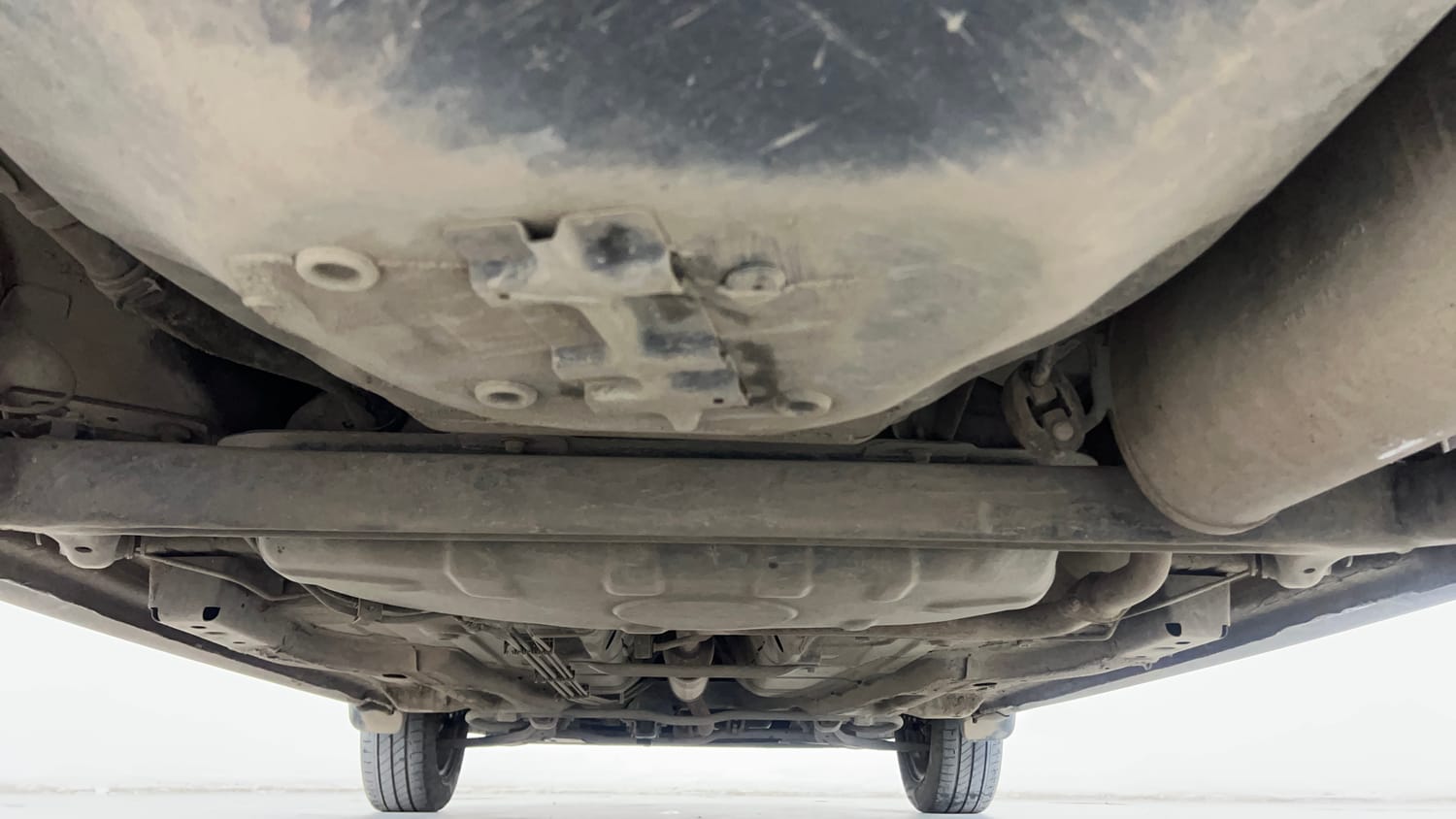 Used 2020 Tata Tiago Revotron XZ Petrol Manual extra REAR UNDERBODY VIEW (TAKEN FROM REAR)