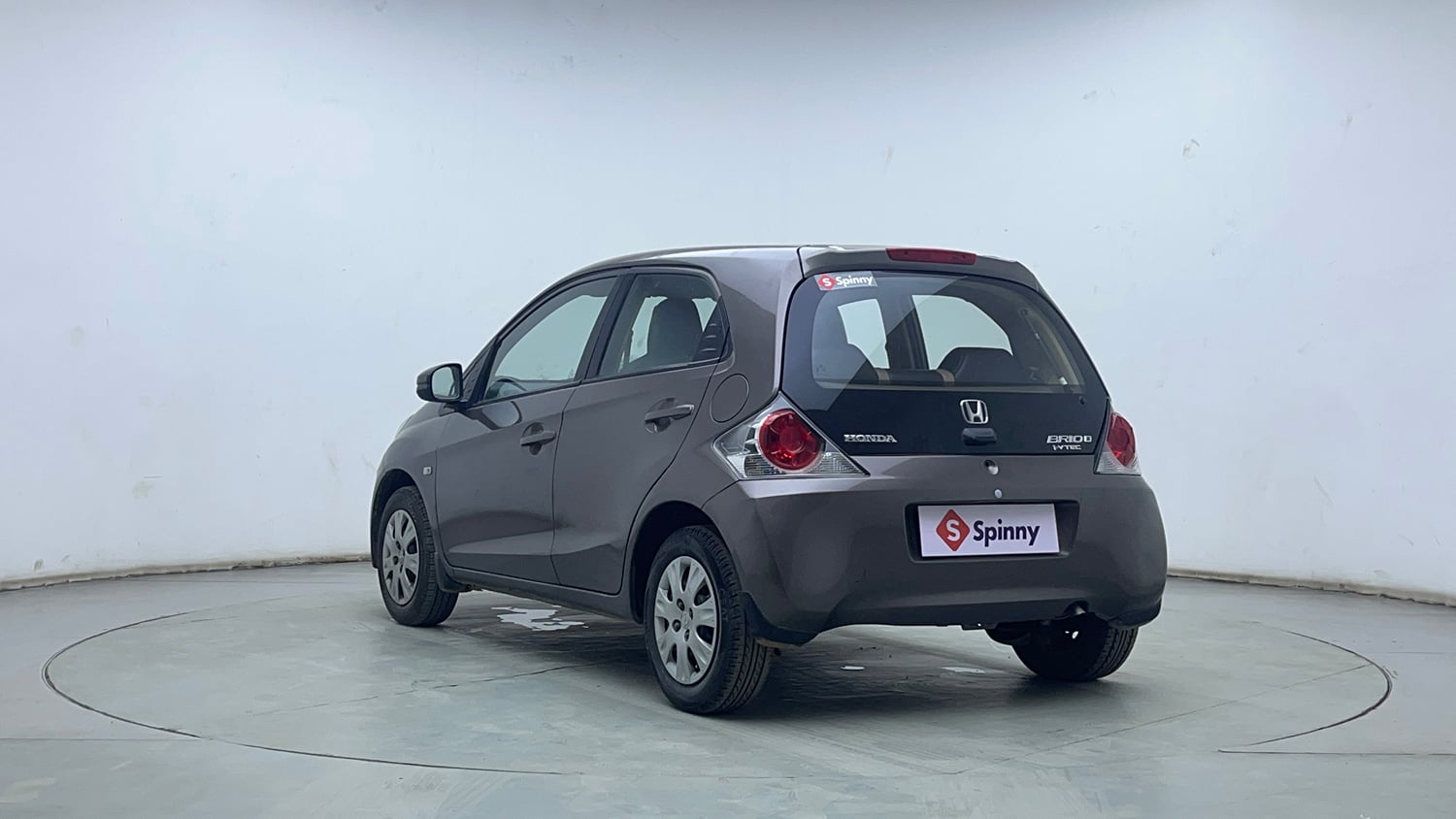 Used 2013 Honda Brio S(O)MT Petrol Manual exterior LEFT REAR CORNER VIEW