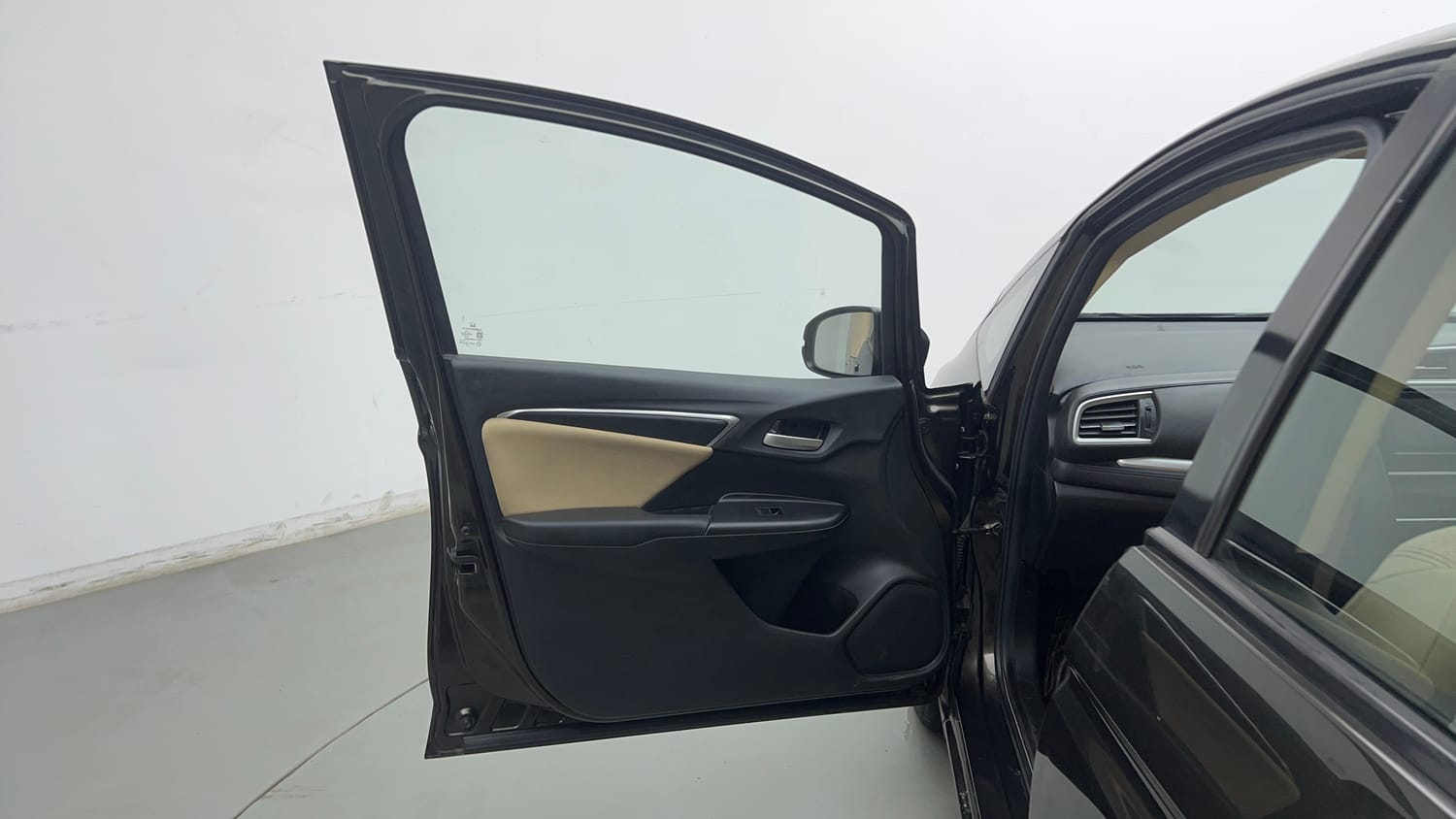 Used 2022 Honda Jazz VX CVT Petrol Automatic interior LEFT FRONT DOOR OPEN VIEW