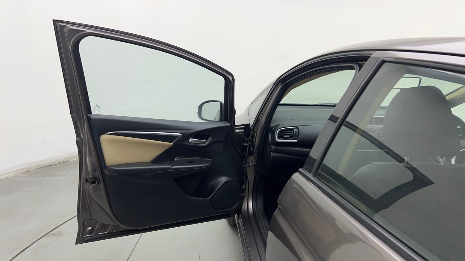 Used 2015 Honda Jazz V AT Petrol Petrol Automatic interior LEFT FRONT DOOR OPEN VIEW