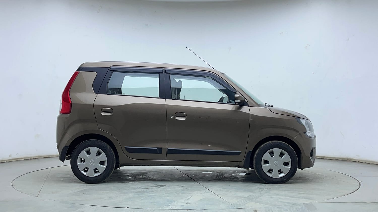 Used 2022 Maruti Suzuki Wagon R ZXi 1.2 Petrol Manual exterior RIGHT SIDE VIEW