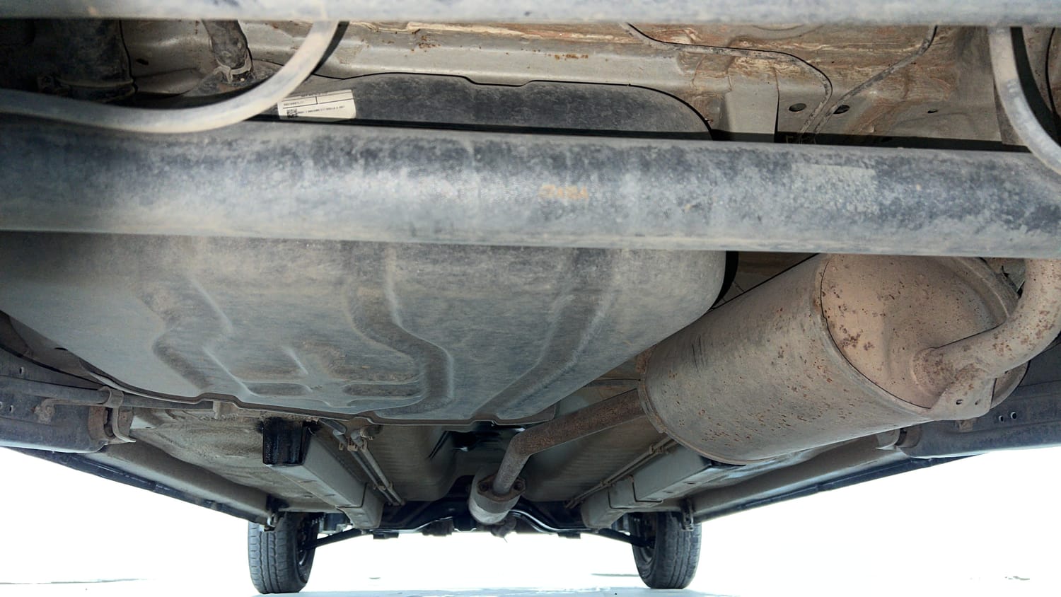 Used 2016 Maruti Suzuki Wagon R LXI Petrol Manual extra REAR UNDERBODY VIEW (TAKEN FROM REAR)