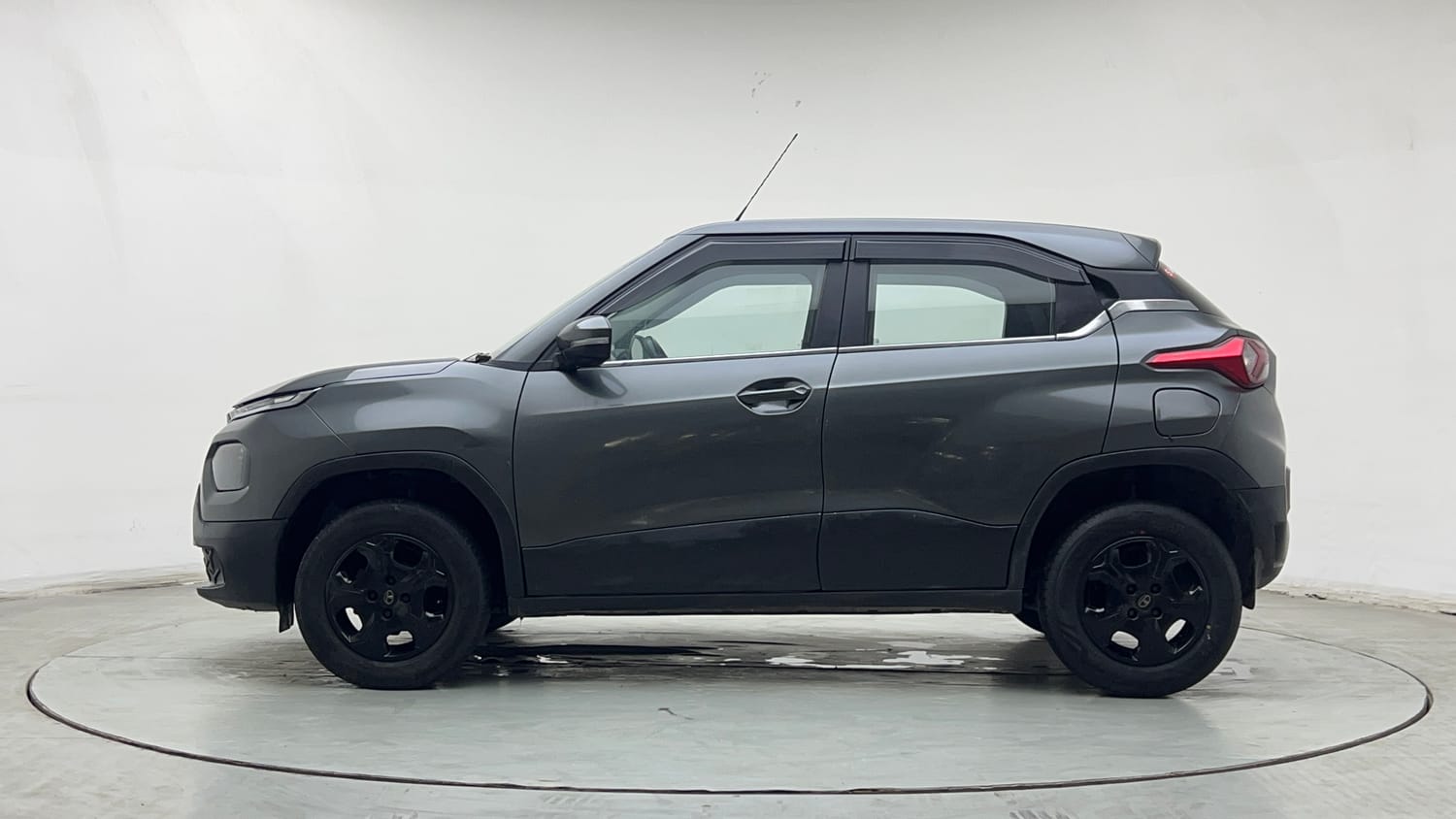 Used 2022 Tata Punch Accomplished AMT Petrol Automatic exterior LEFT SIDE VIEW