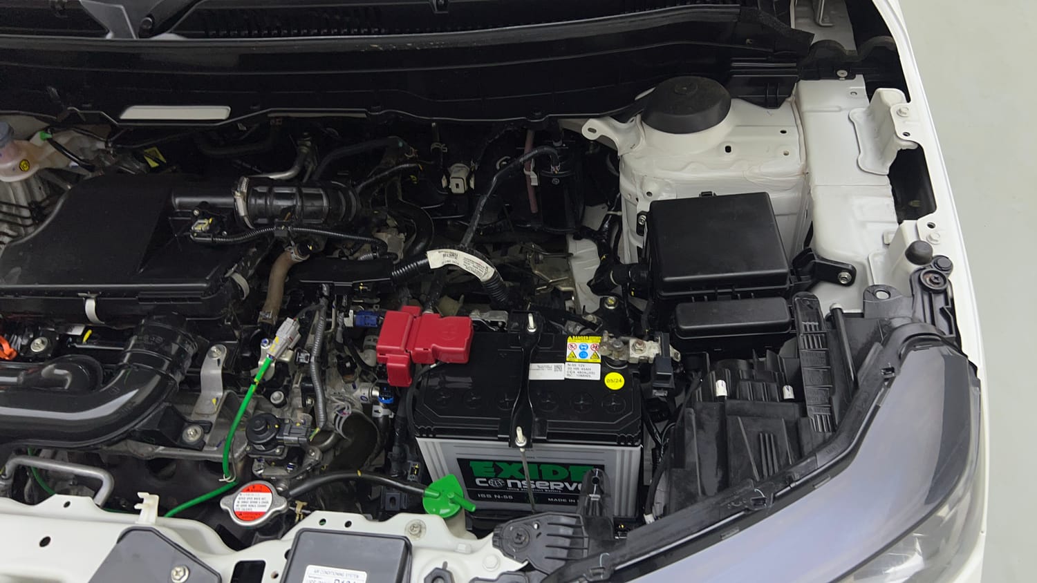 Used 2024 Maruti Suzuki Brezza ZXi Petrol Manual engine ENGINE LEFT SIDE VIEW