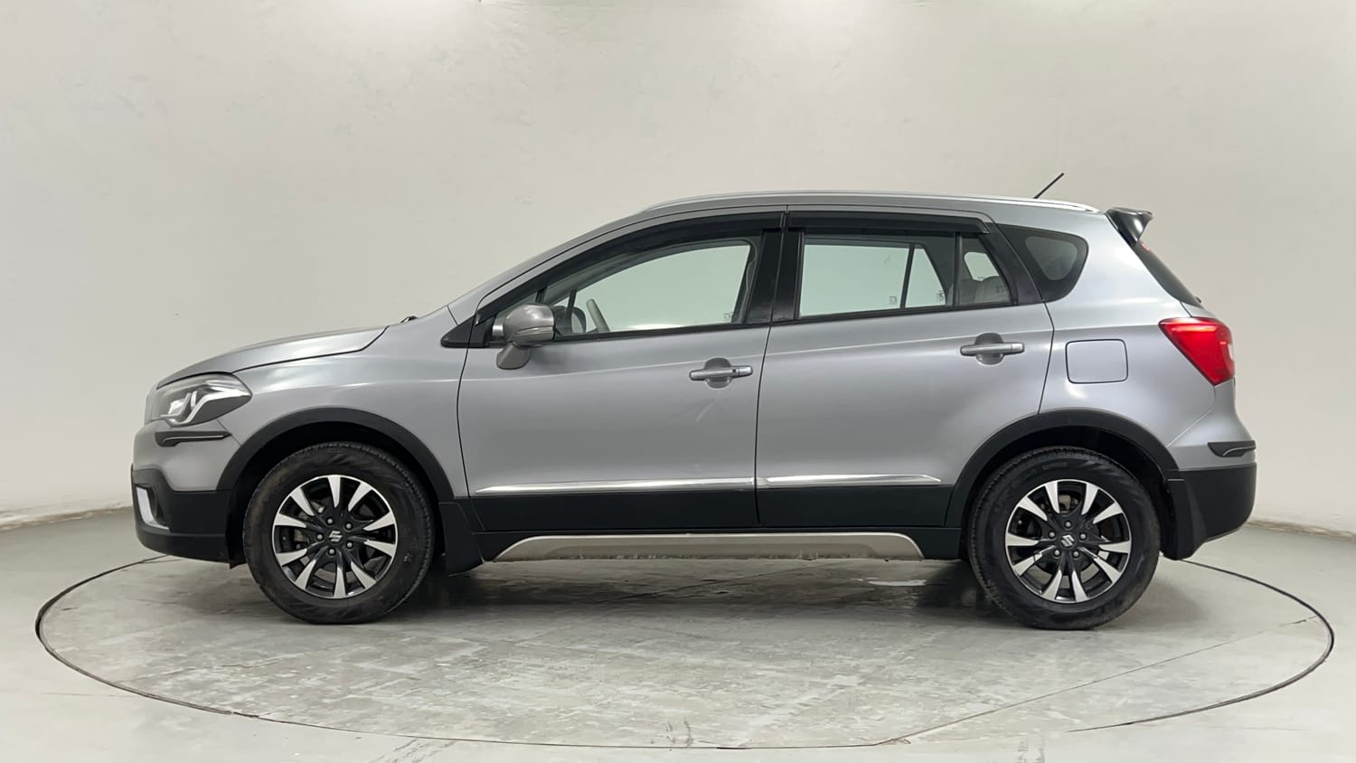 Used 2022 Maruti Suzuki S-Cross Alpha AT Petrol Automatic exterior LEFT SIDE VIEW