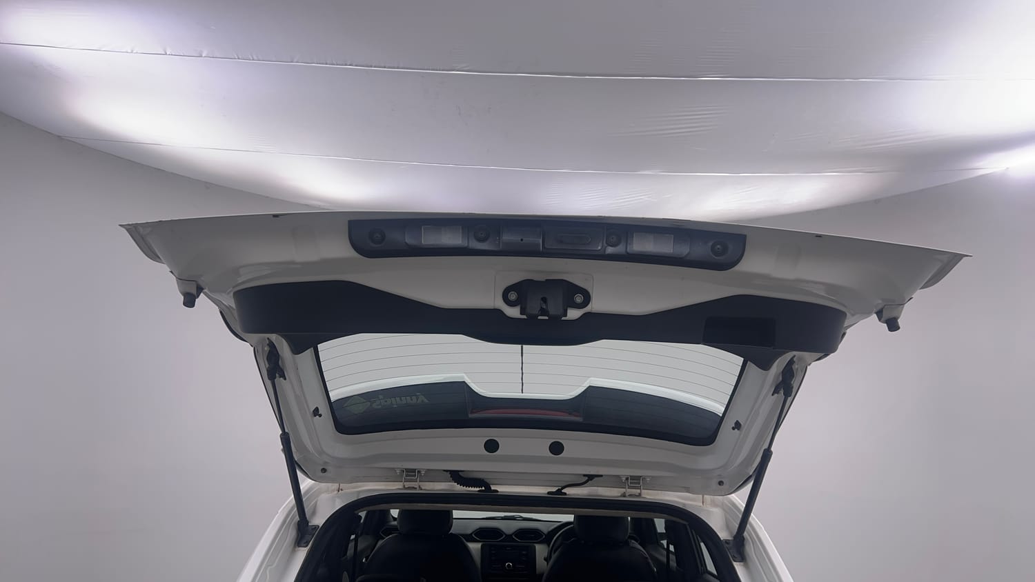 Used 2021 Nissan Magnite XL Petrol Manual interior DICKY DOOR OPEN VIEW