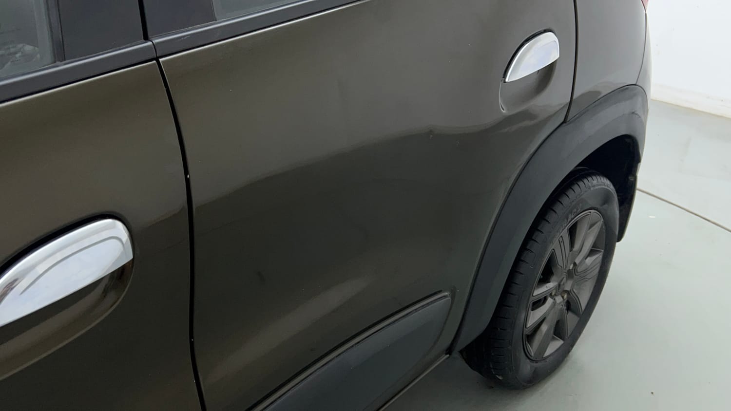 Used 2020 Renault Kwid CLIMBER 1.0 Petrol Manual dents MINOR SCRATCH