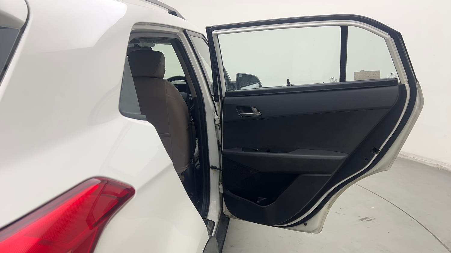 Used 2016 Hyundai Creta 1.6 SX Plus Petrol Petrol Manual interior RIGHT REAR DOOR OPEN VIEW