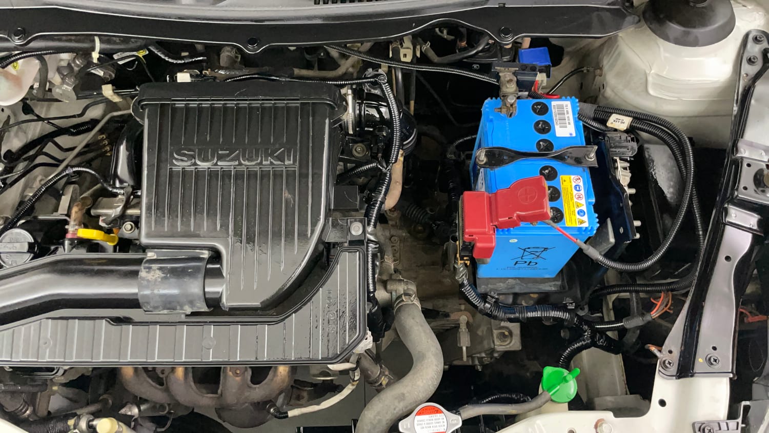 Used 2015 Maruti Suzuki Swift Dzire VXI Petrol Manual engine ENGINE LEFT SIDE VIEW