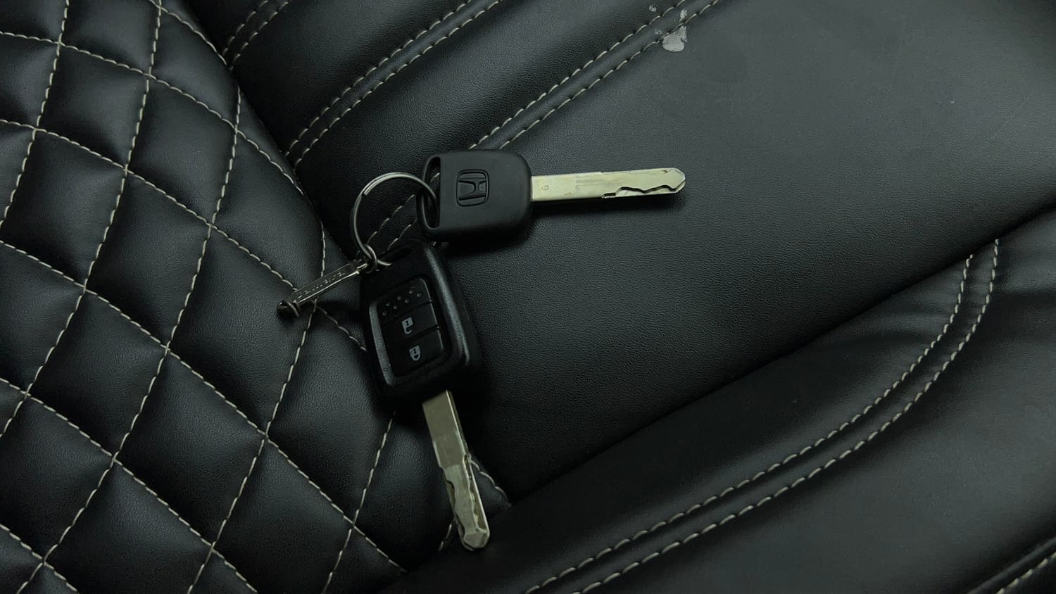 Used 2015 Honda Jazz V AT Petrol Petrol Automatic extra CAR KEY VIEW