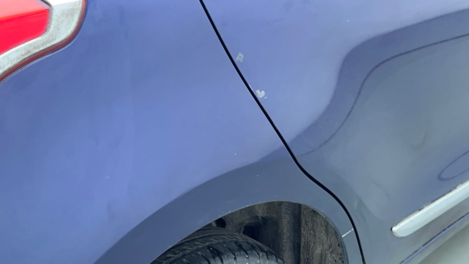Used 2019 Maruti Suzuki Swift VXi AMT Petrol Automatic dents MINOR SCRATCH