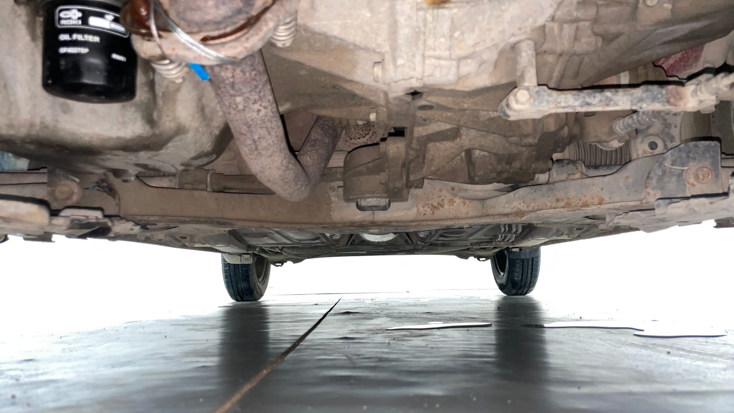 Used 2019 Maruti Suzuki Swift LXi Petrol Manual extra FRONT LEFT UNDERBODY VIEW