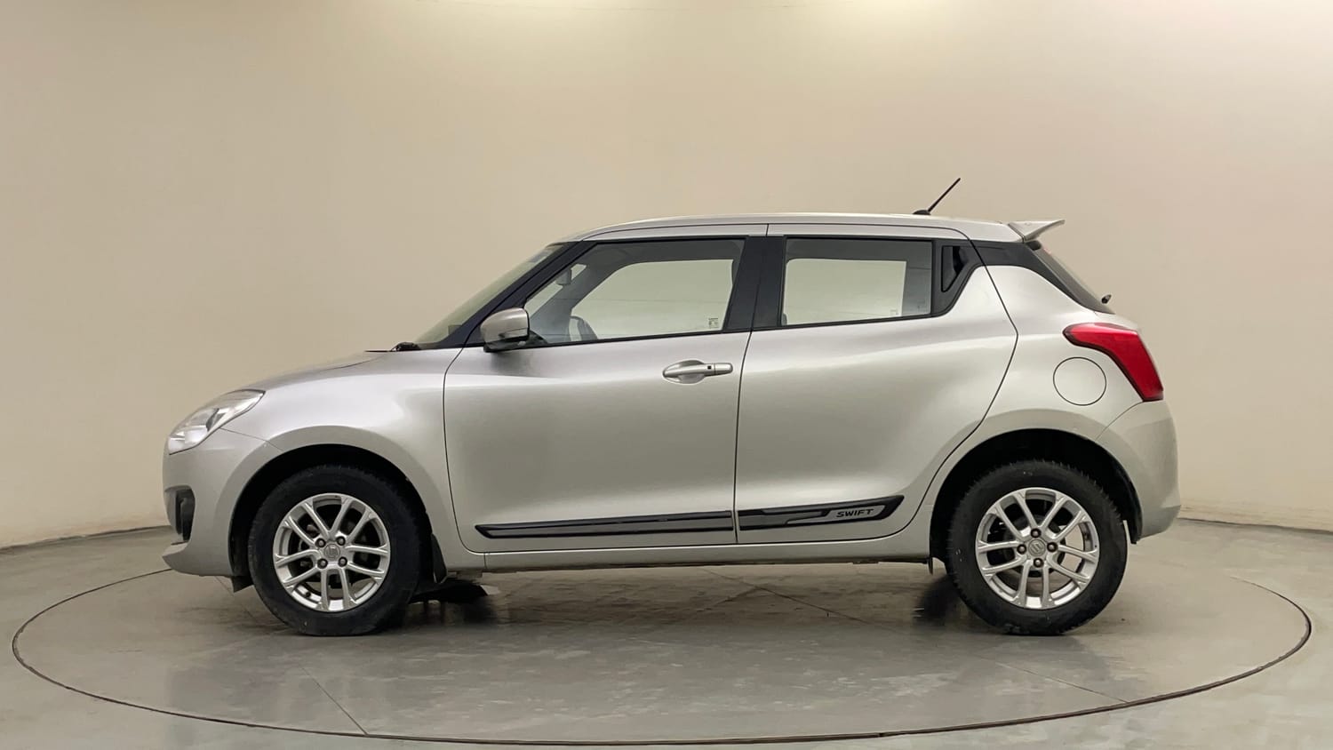 Used 2019 Maruti Suzuki Swift ZXi AMT Petrol Automatic exterior LEFT SIDE VIEW