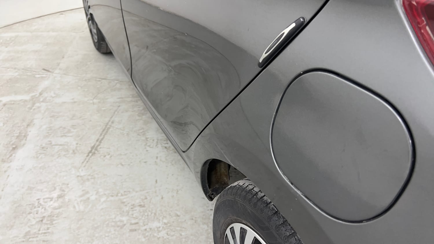 Used 2020 Tata Tiago Revotron XZ Petrol Manual dents MINOR SCRATCH