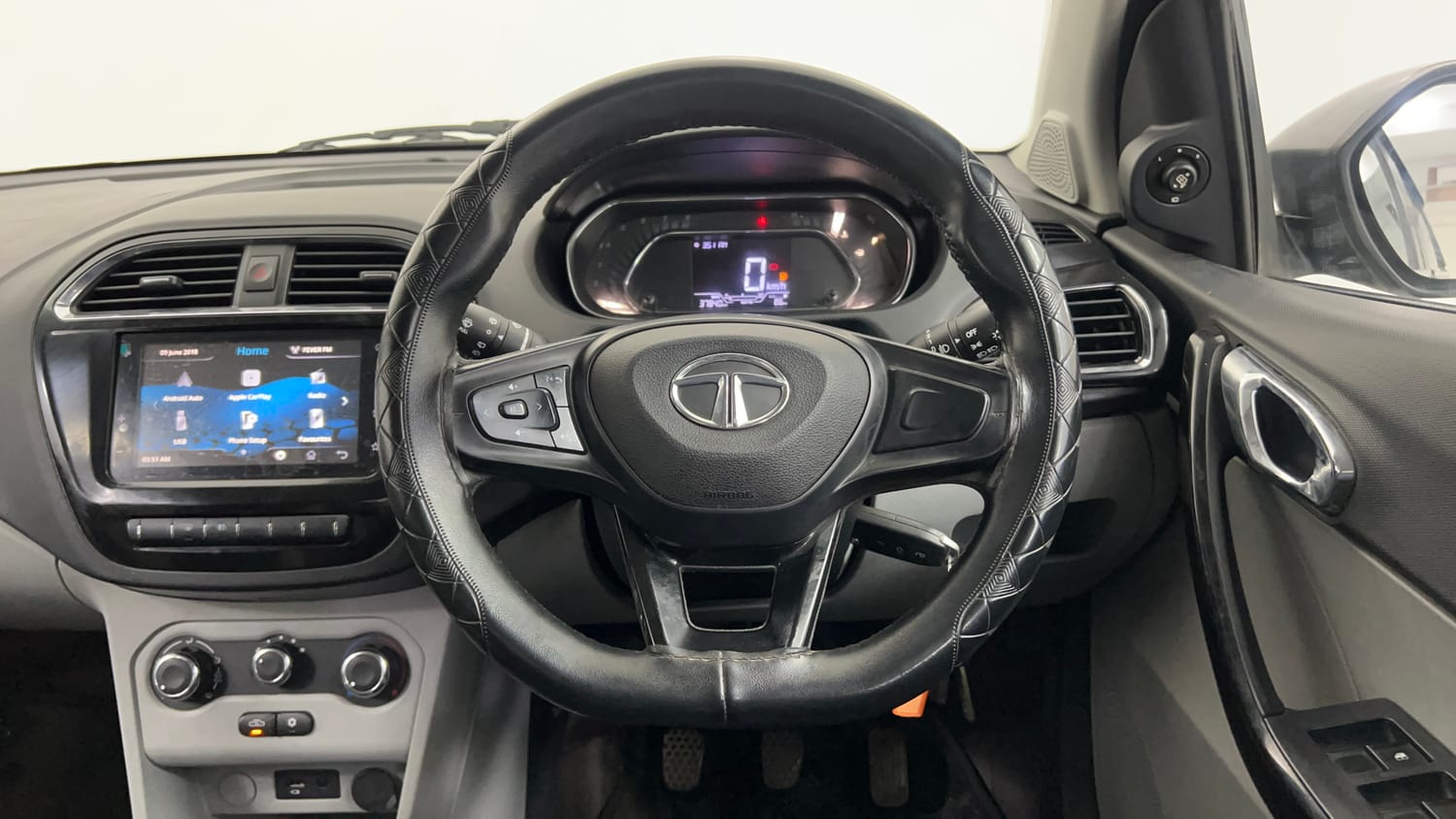Used 2020 Tata Tiago Revotron XZ Petrol Manual interior STEERING VIEW