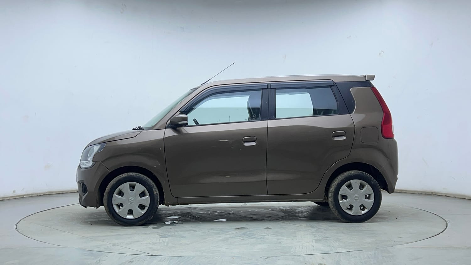 Used 2020 Maruti Suzuki Wagon R ZXi 1.2 Petrol Manual exterior LEFT SIDE VIEW