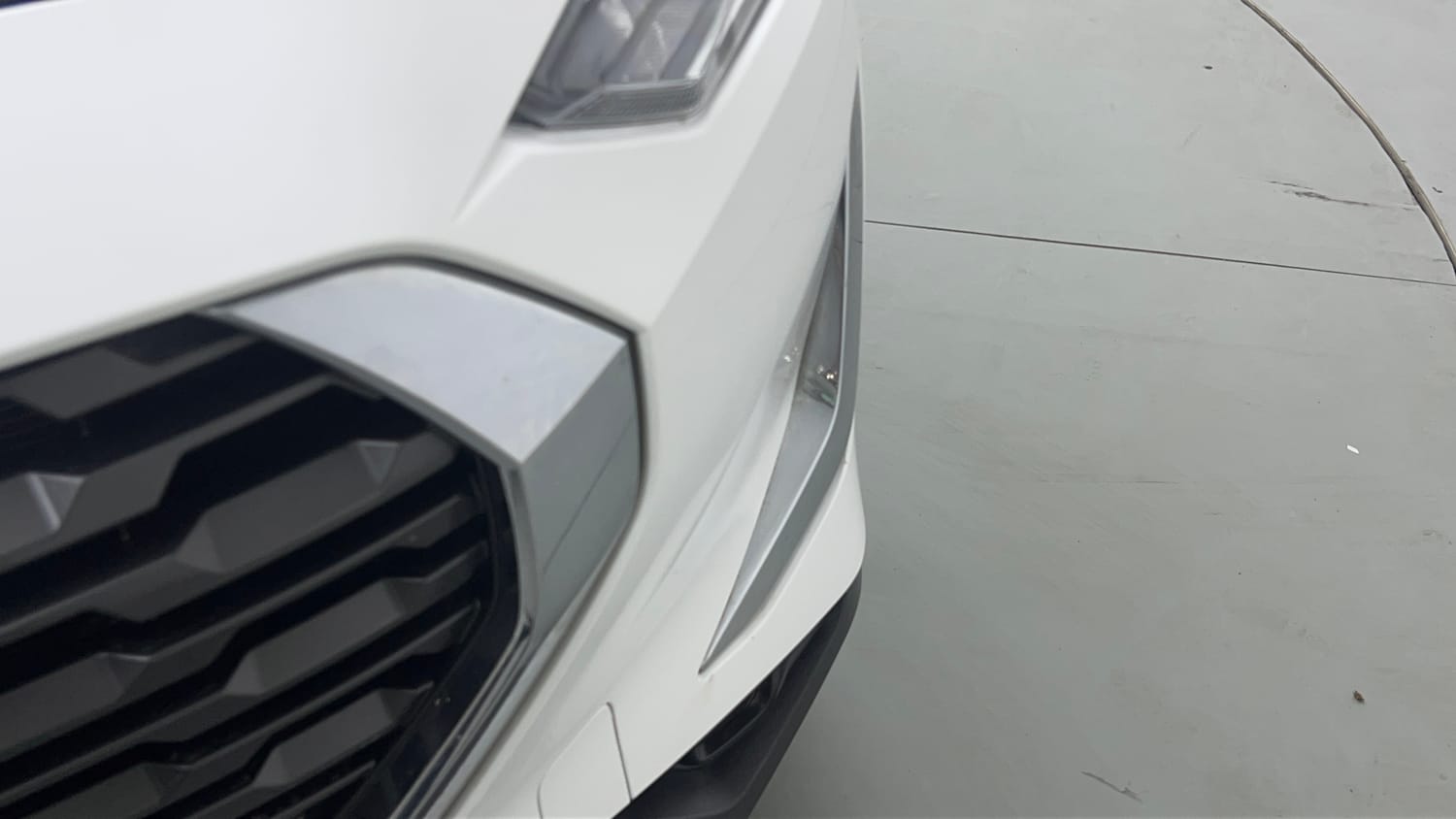 Used 2024 Nissan Magnite XE AMT Petrol Automatic dents MINOR SCRATCH