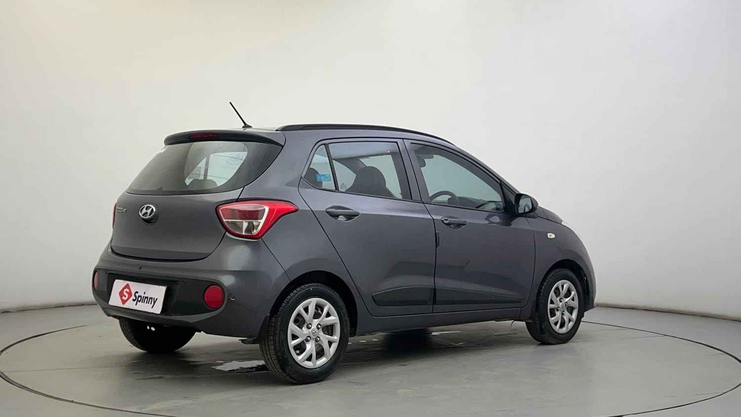 Used 2019 Hyundai Grand i10 Magna 1.2 Kappa VTVT Petrol Manual exterior RIGHT REAR CORNER VIEW