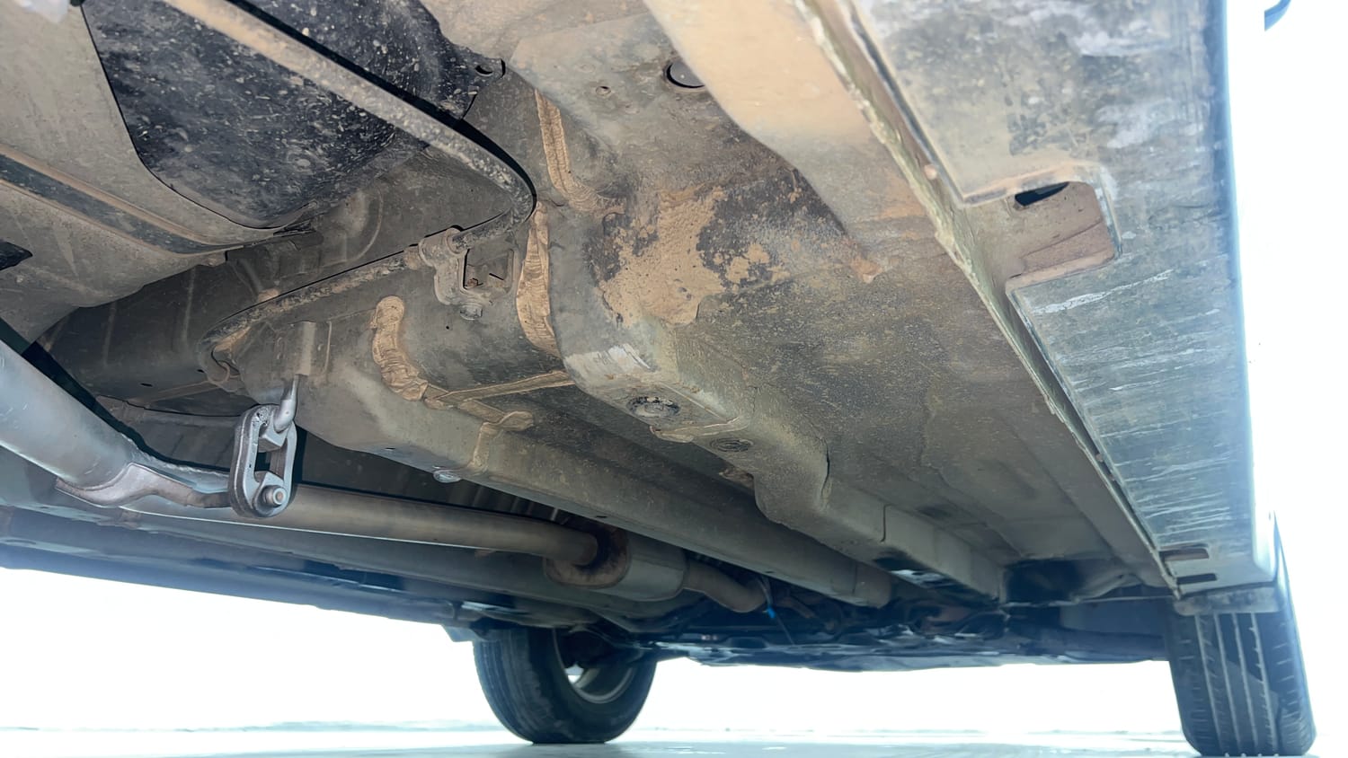 Used 2016 Hyundai Creta 1.6 SX Plus Petrol Petrol Manual extra REAR RIGHT UNDERBODY VIEW