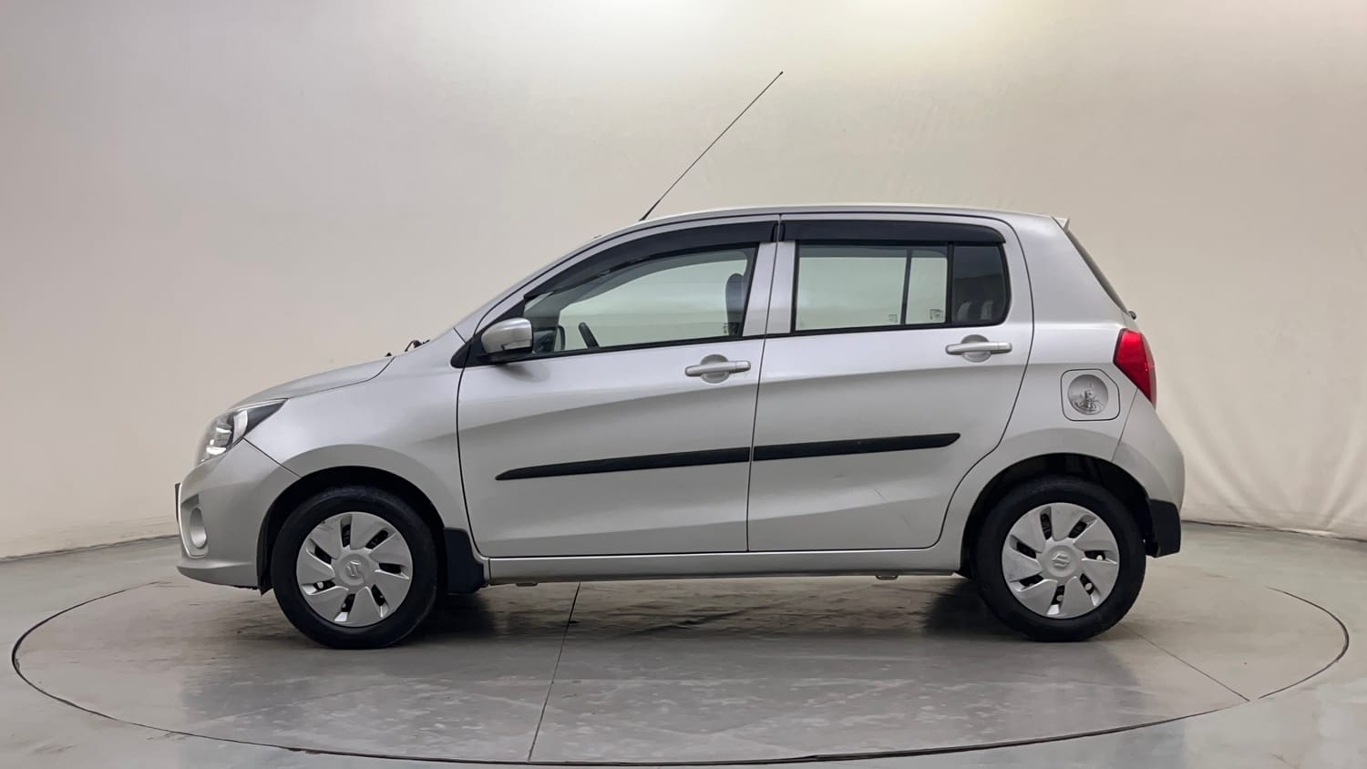 Used 2019 Maruti Suzuki Celerio ZXi Petrol Manual exterior LEFT SIDE VIEW