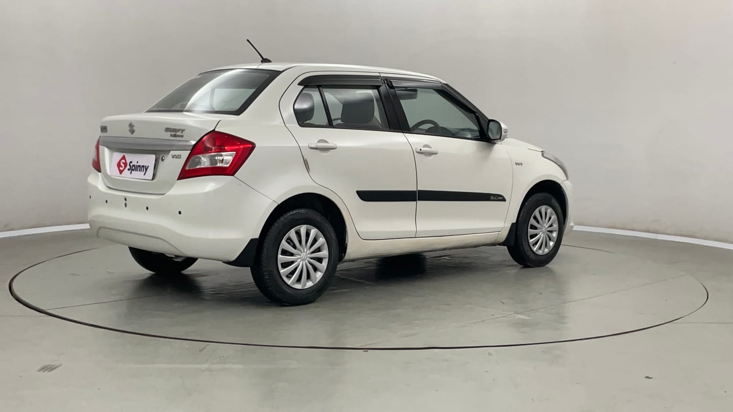 Used 2015 Maruti Suzuki Swift Dzire VXI Petrol Manual exterior RIGHT REAR CORNER VIEW