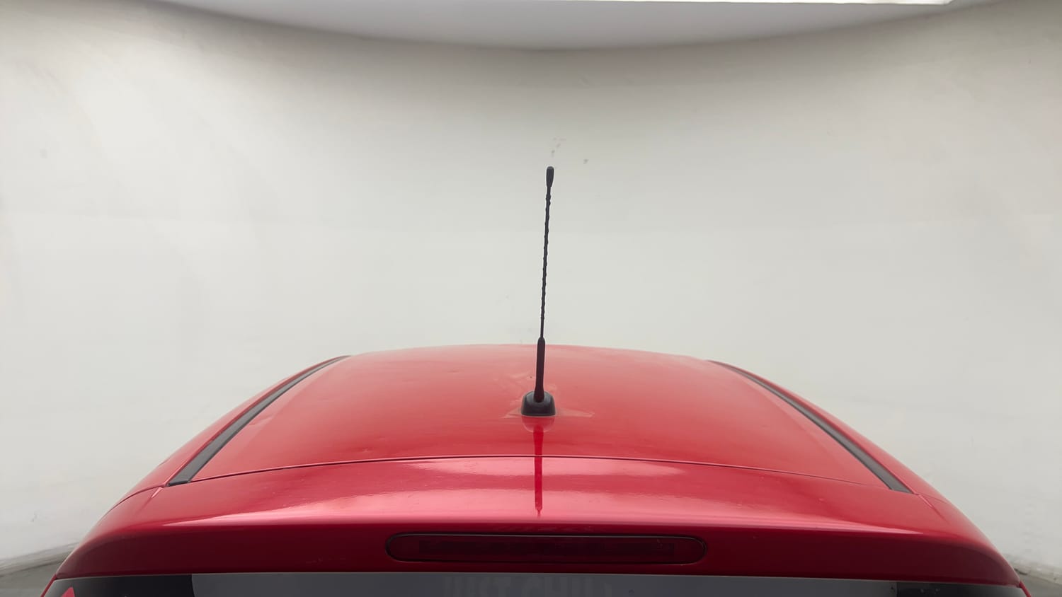 Used 2015 Maruti Suzuki Swift VXi Petrol Manual exterior EXTERIOR ROOF VIEW