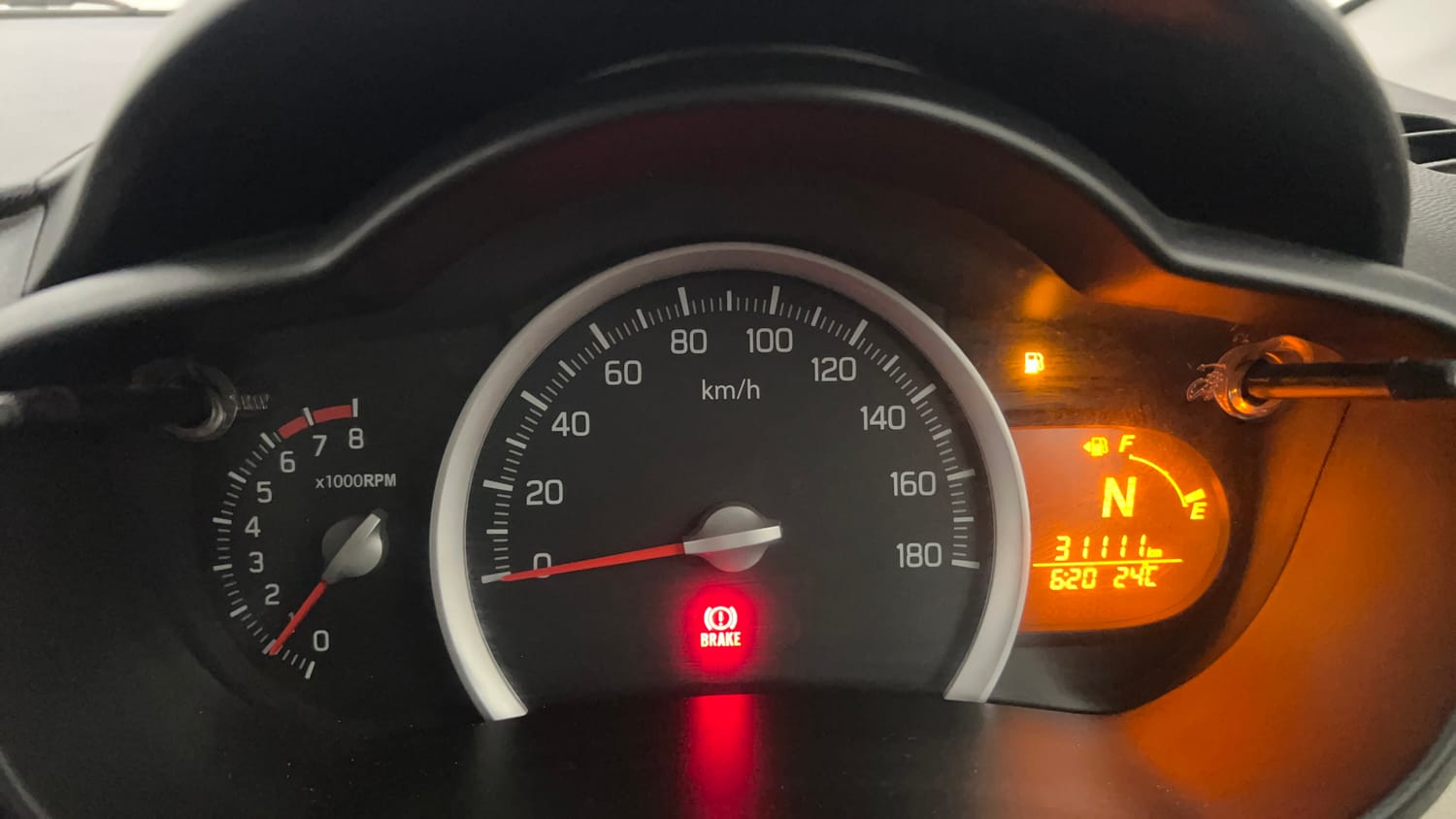 Used 2016 Maruti Suzuki Celerio ZXi AMT Petrol Automatic interior CLUSTERMETER VIEW