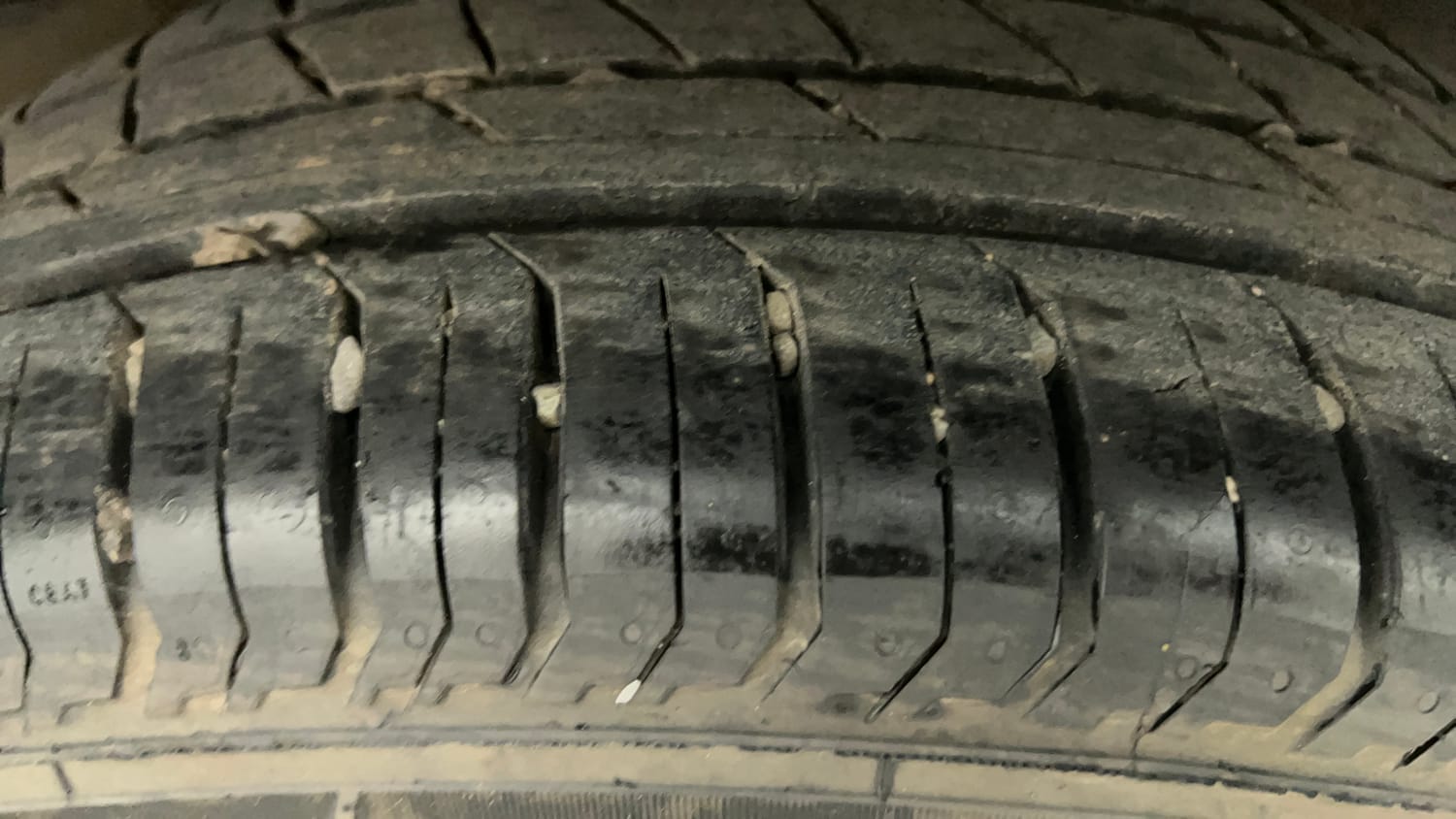 Used 2023 Tata Punch Camo Accomplished AMT Petrol Automatic tyres LEFT REAR TYRE TREAD VIEW