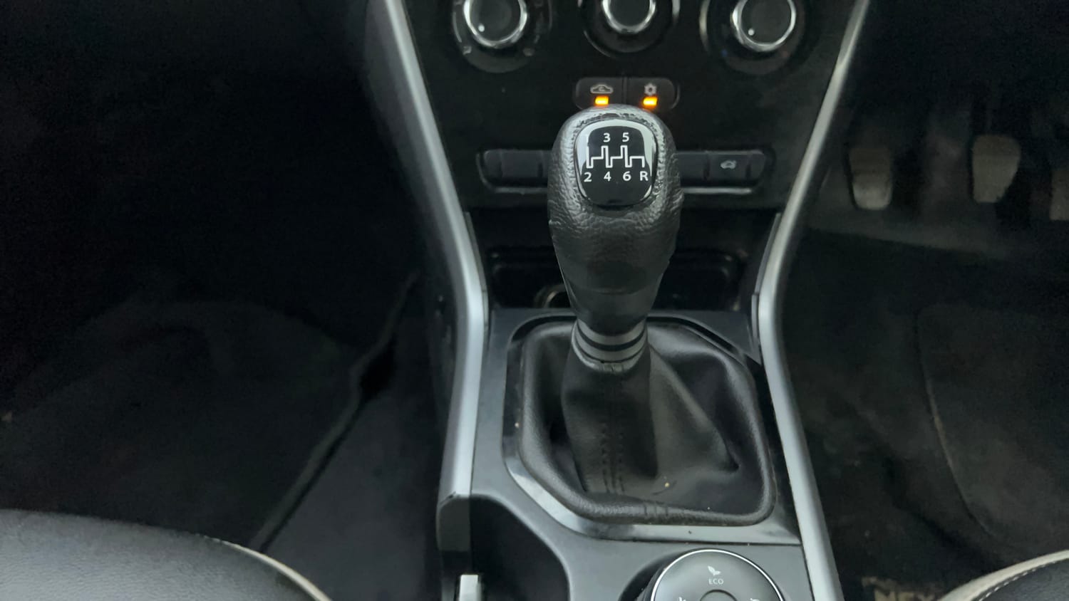 Used 2021 Tata Nexon XM Petrol Manual interior GEAR  KNOB VIEW