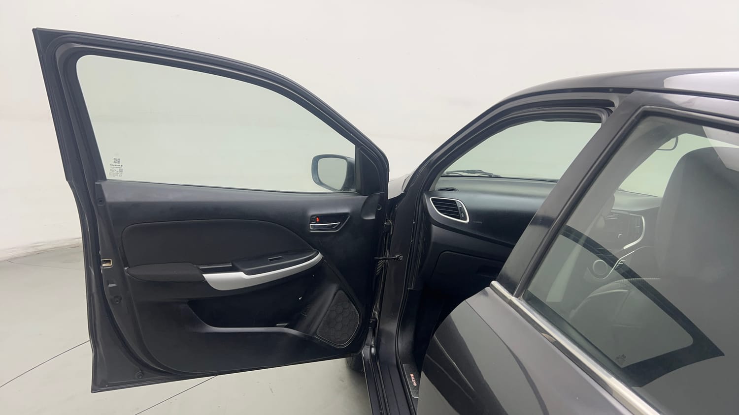 Used 2017 Maruti Suzuki Baleno Delta 1.2 Petrol Manual interior LEFT FRONT DOOR OPEN VIEW