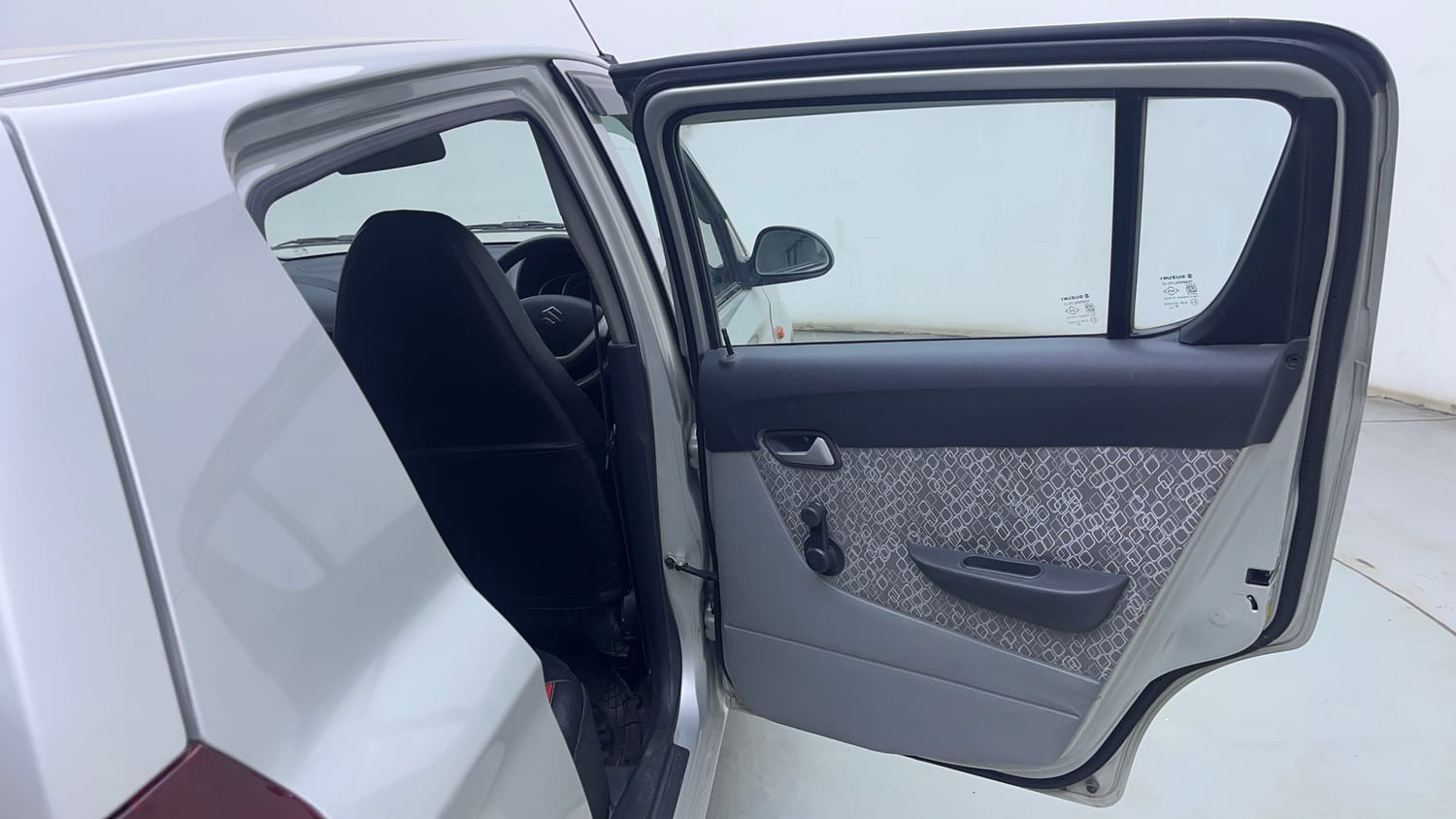 Used 2018 Maruti Suzuki Alto 800 LXi (O) Petrol Manual interior RIGHT REAR DOOR OPEN VIEW