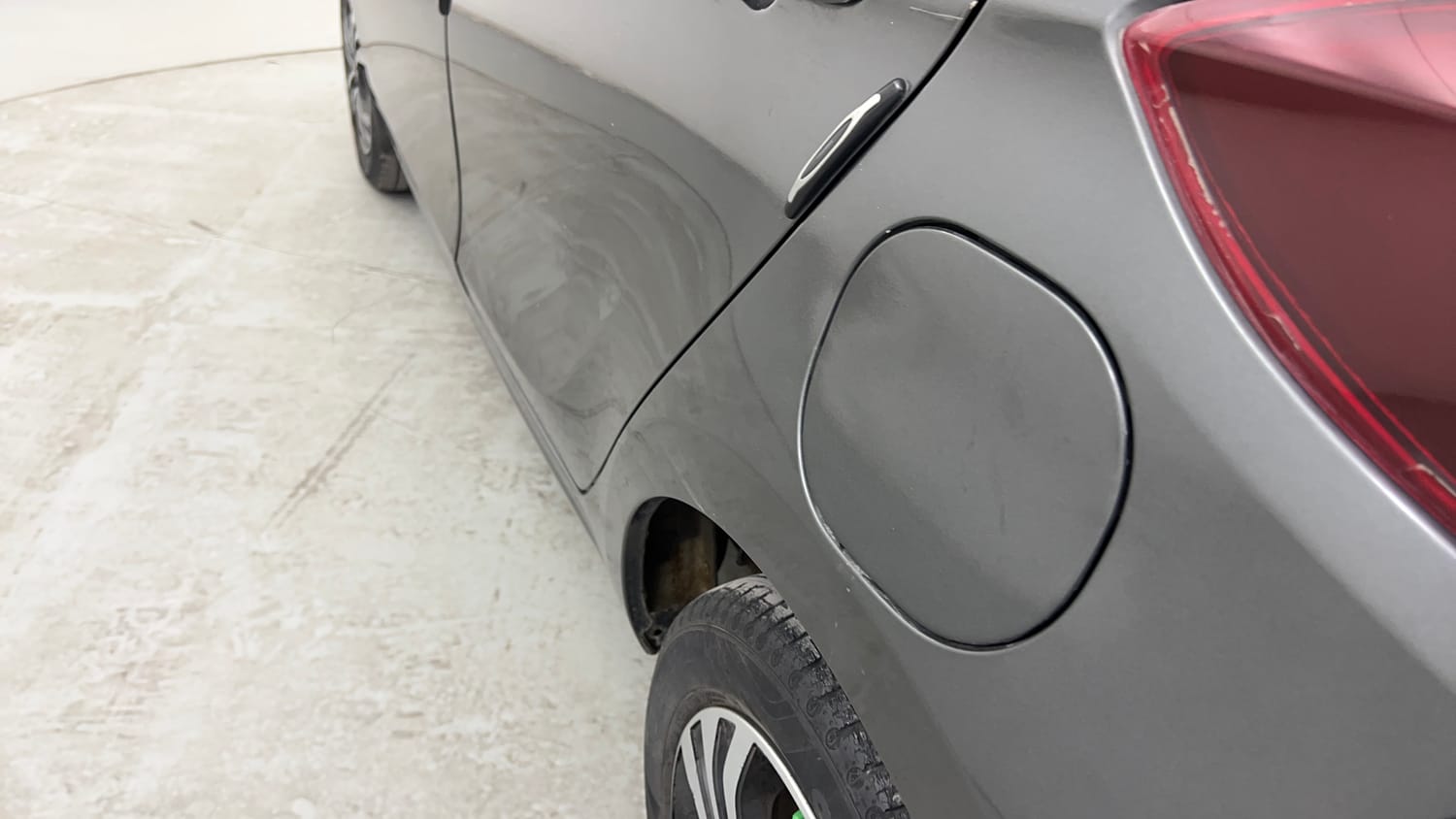 Used 2020 Tata Tiago Revotron XZ Petrol Manual dents MINOR DENT