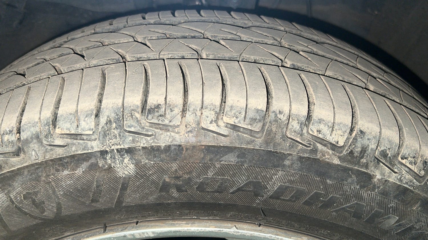 Used 2015 Honda City VX Petrol Manual tyres LEFT FRONT TYRE TREAD VIEW