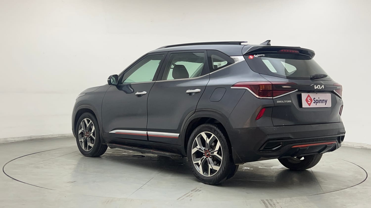 Used 2022 Kia Seltos X Line 1.5 Diesel AT Diesel Automatic exterior LEFT REAR CORNER VIEW