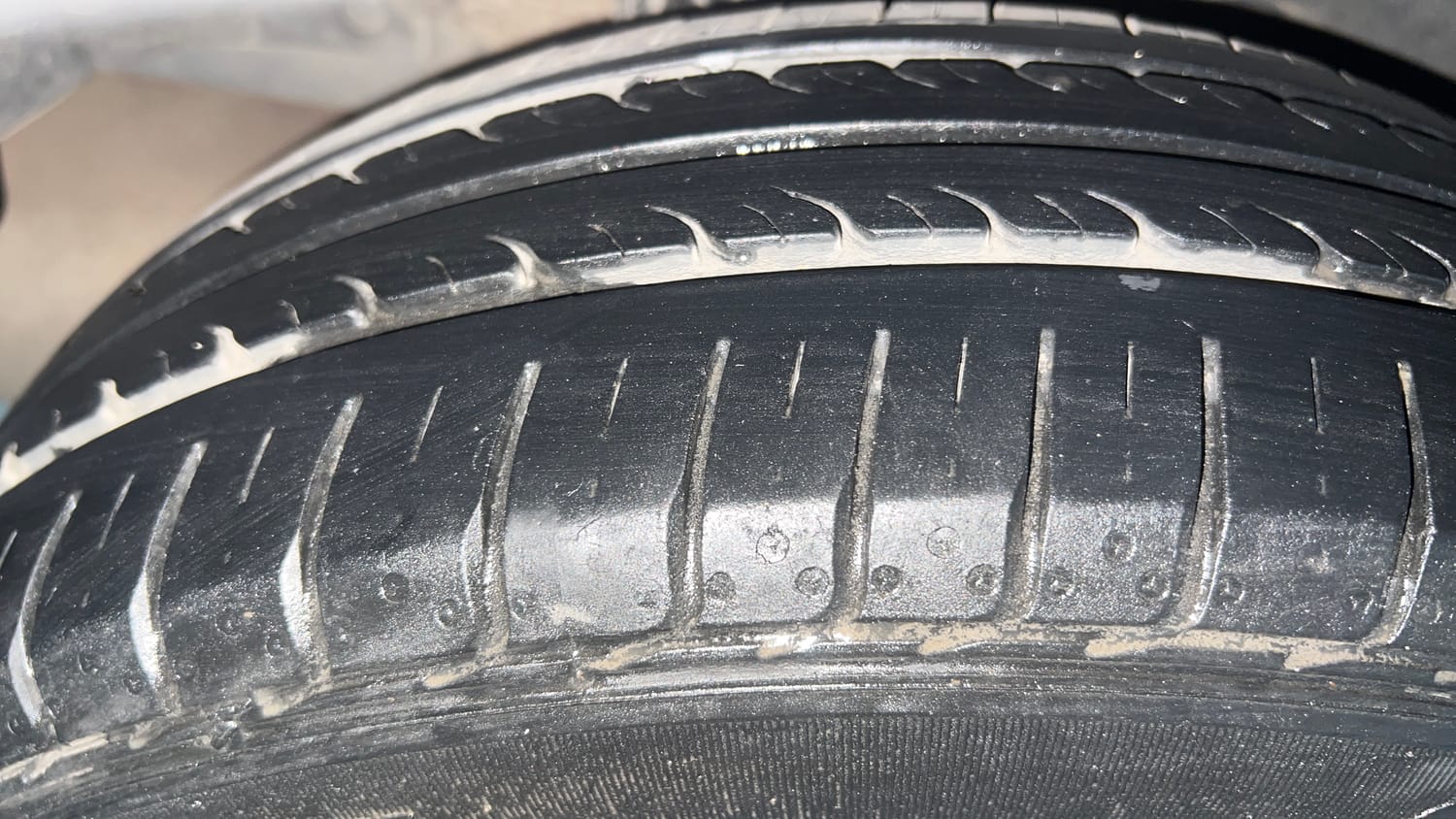 Used 2022 Honda Jazz VX CVT Petrol Automatic tyres RIGHT REAR TYRE TREAD VIEW