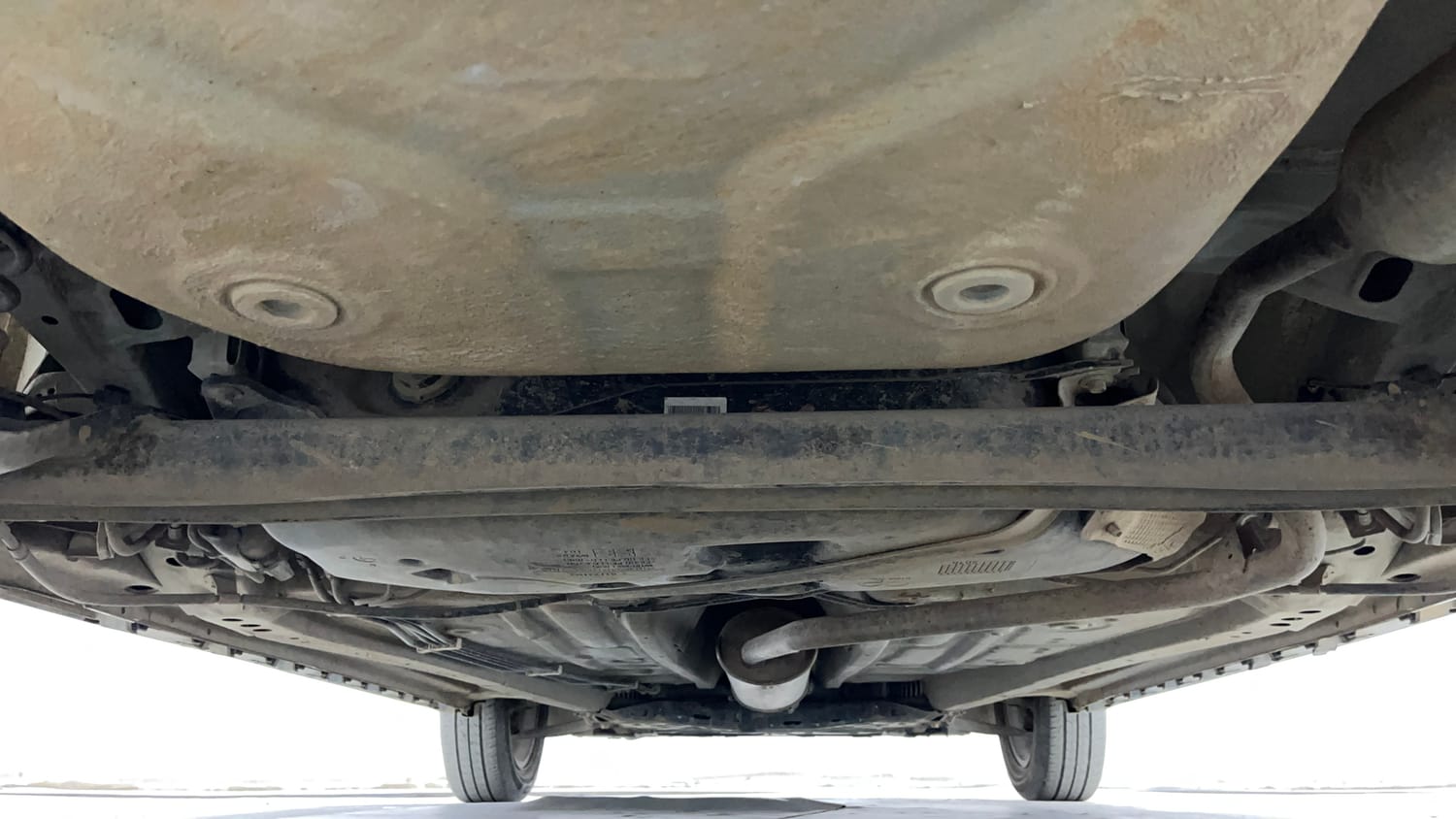 Used 2020 Maruti Suzuki Ignis Alpha 1.2 AMT Petrol Automatic extra REAR UNDERBODY VIEW (TAKEN FROM REAR)