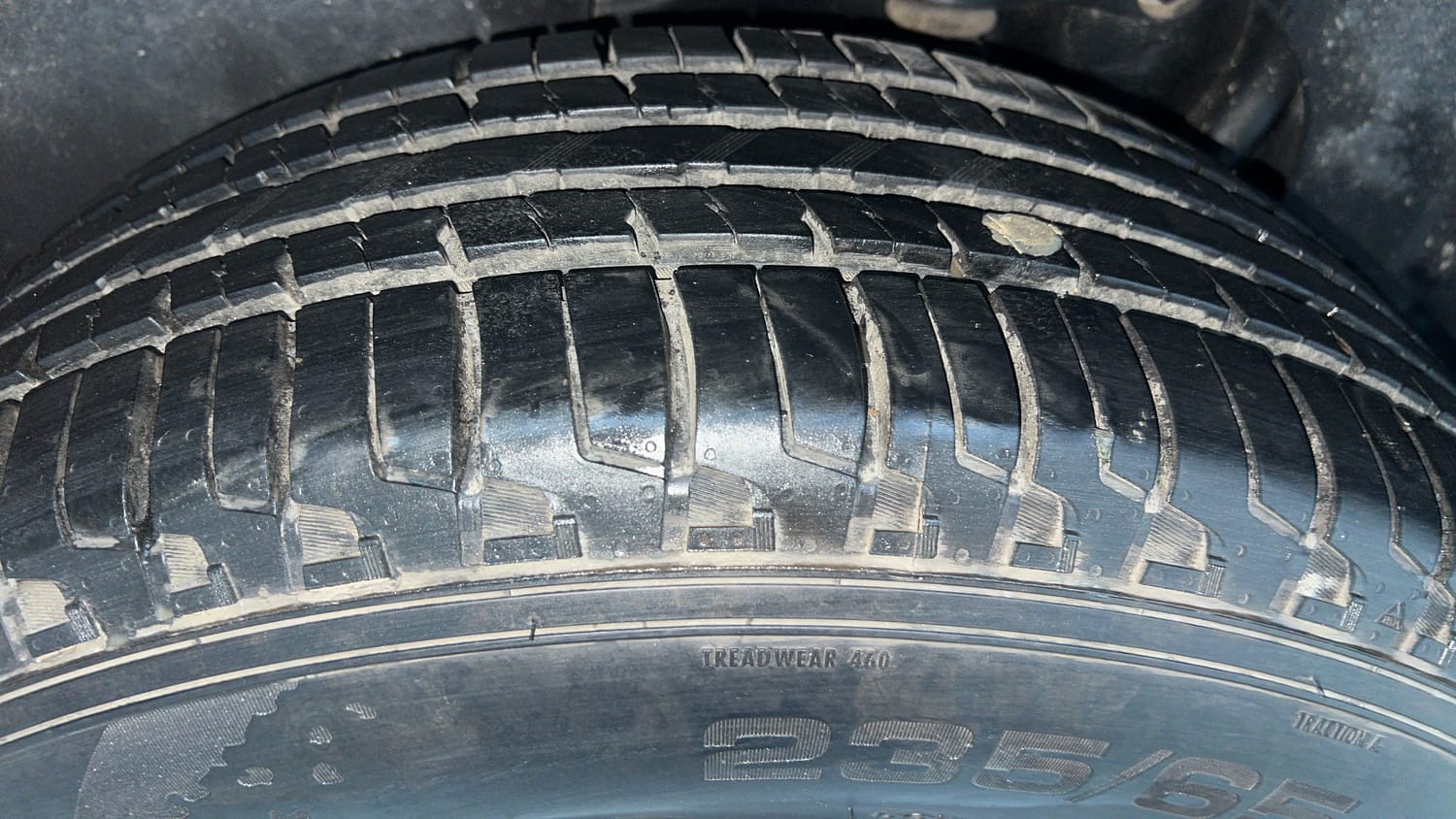 Used 2021 Tata Harrier XZA Plus Dual Tone Diesel Automatic tyres RIGHT REAR TYRE TREAD VIEW