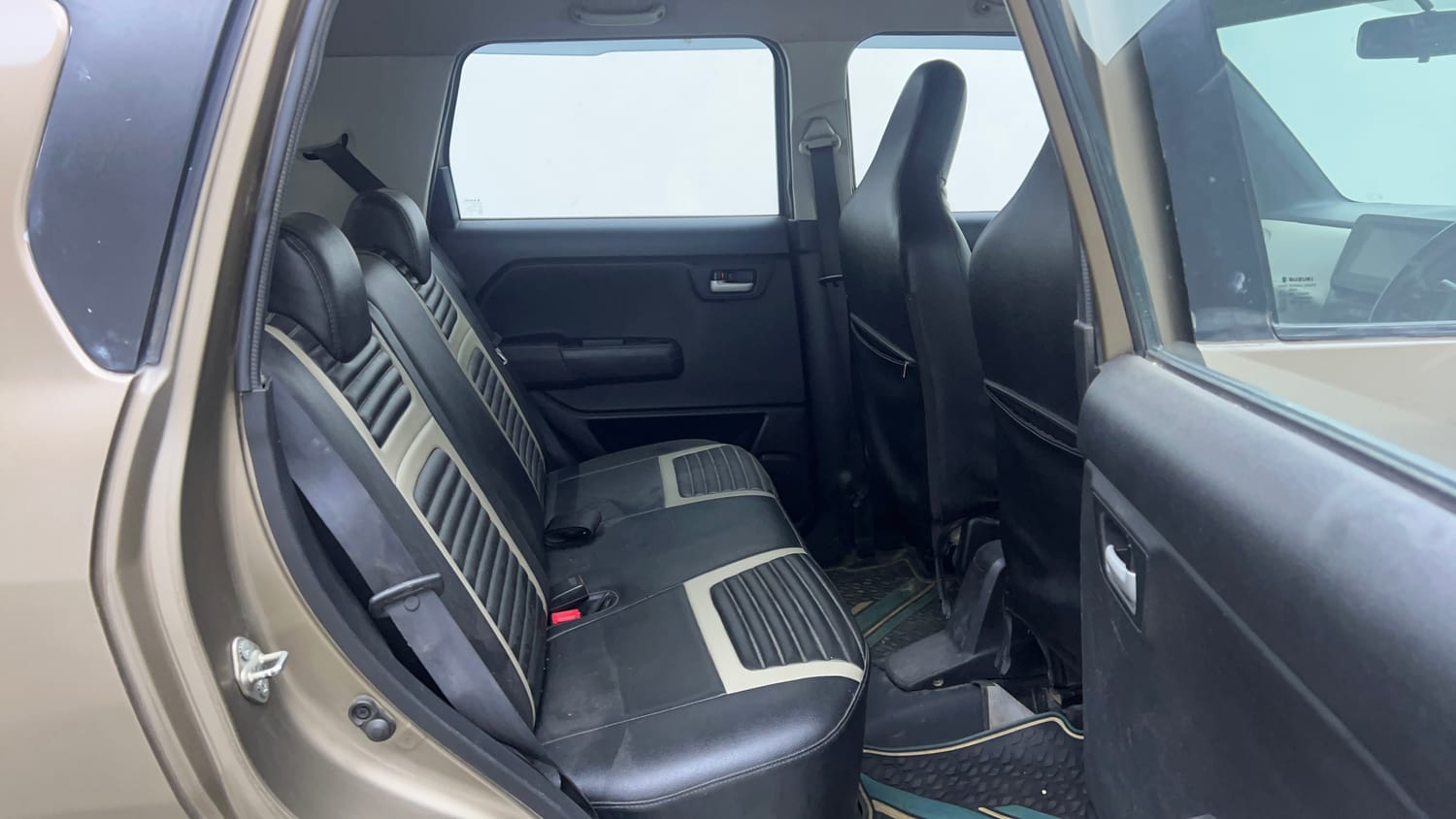 Used 2020 Maruti Suzuki Wagon R ZXi 1.2 Petrol Manual interior RIGHT SIDE REAR DOOR CABIN VIEW