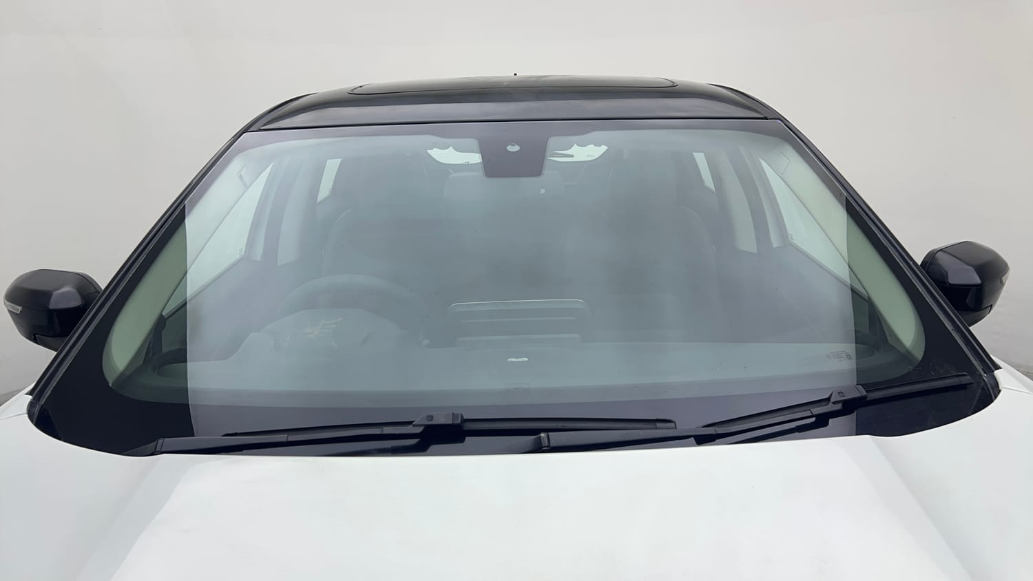 Used 2021 Tata Harrier XZA Plus Dual Tone Diesel Automatic exterior FRONT WINDSHIELD VIEW