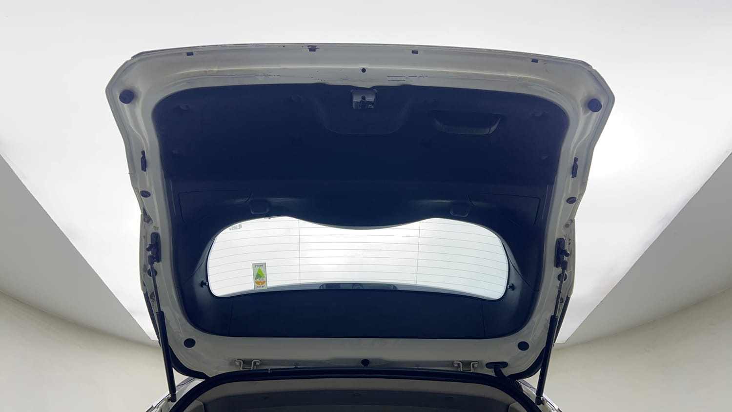 Used 2021 Tata Harrier XZA Plus Dual Tone Diesel Automatic interior DICKY DOOR OPEN VIEW
