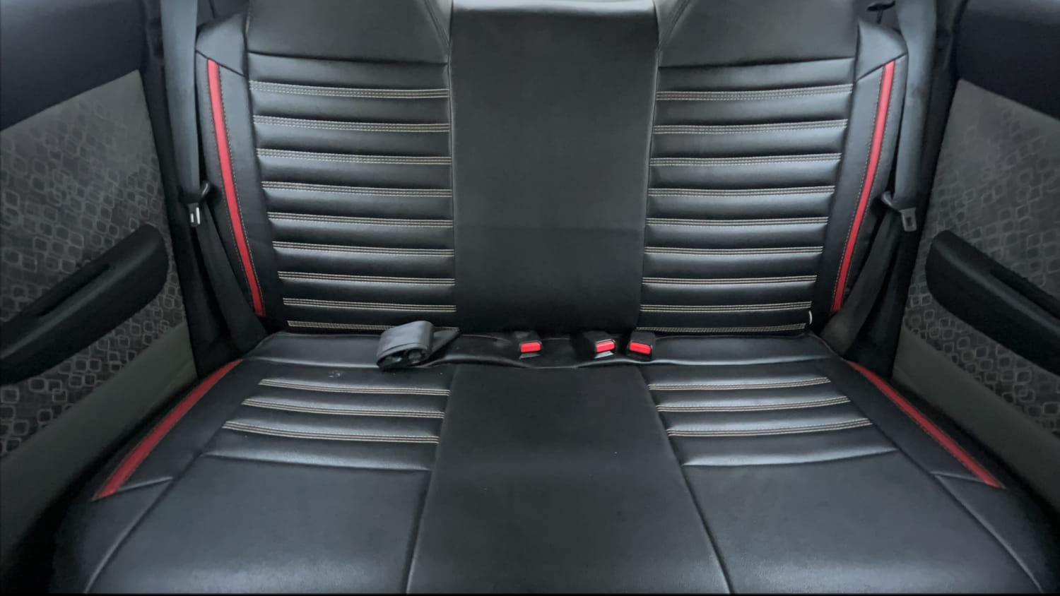 Used 2018 Maruti Suzuki Alto 800 LXi (O) Petrol Manual interior REAR SEAT CONDITION VIEW