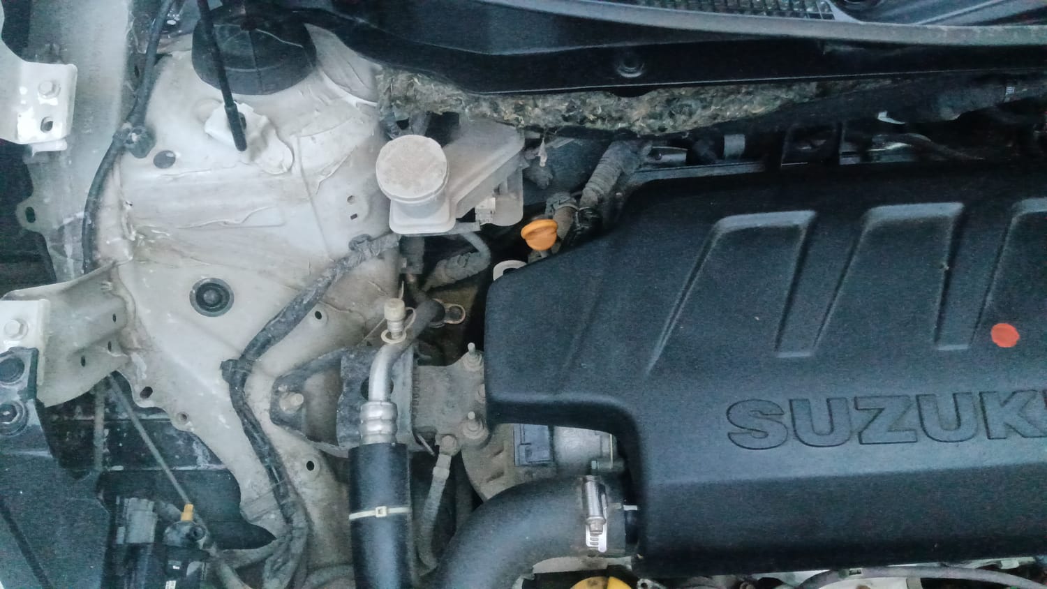 Used 2018 Maruti Suzuki Dzire VDi AMT Diesel Automatic engine ENGINE RIGHT SIDE VIEW
