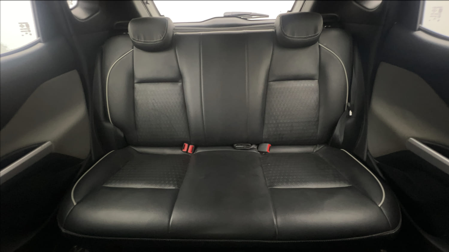 Used 2021 Nissan Magnite XL Petrol Manual interior REAR SEAT CONDITION VIEW