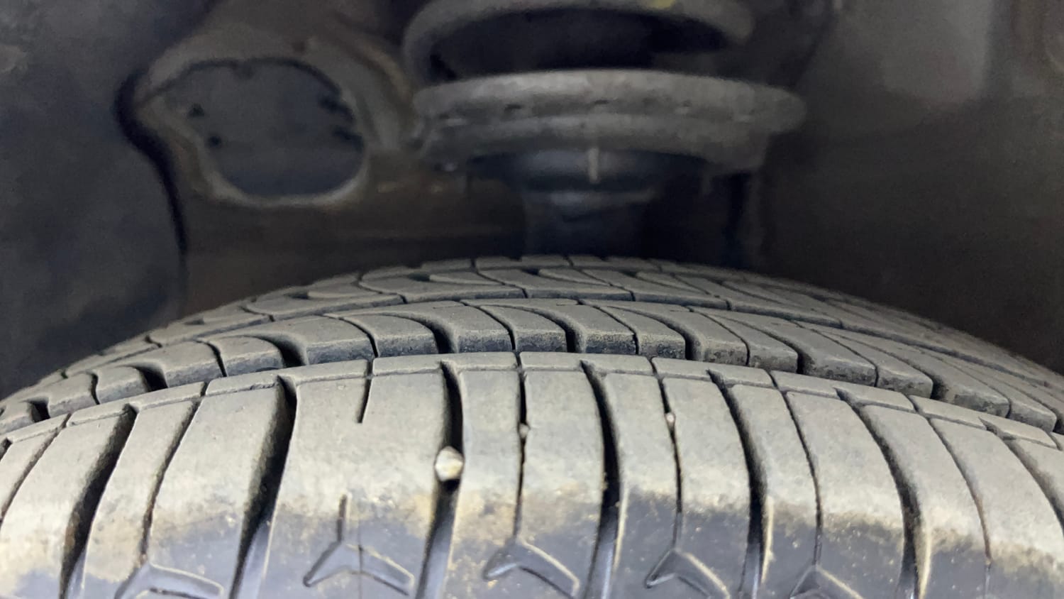 Used 2015 Hyundai Xcent S 1.2 (O) Petrol Manual tyres LEFT FRONT TYRE TREAD VIEW