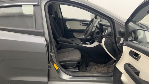 Used 2022 Tata Altroz XZ Petrol Petrol Manual interior RIGHT SIDE FRONT DOOR CABIN VIEW