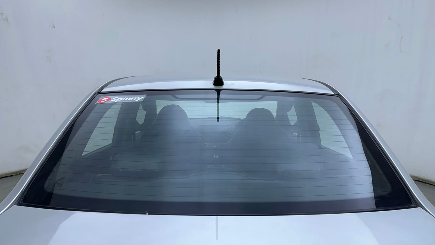 Used 2015 Hyundai Xcent S 1.2 (O) Petrol Manual exterior BACK WINDSHIELD VIEW