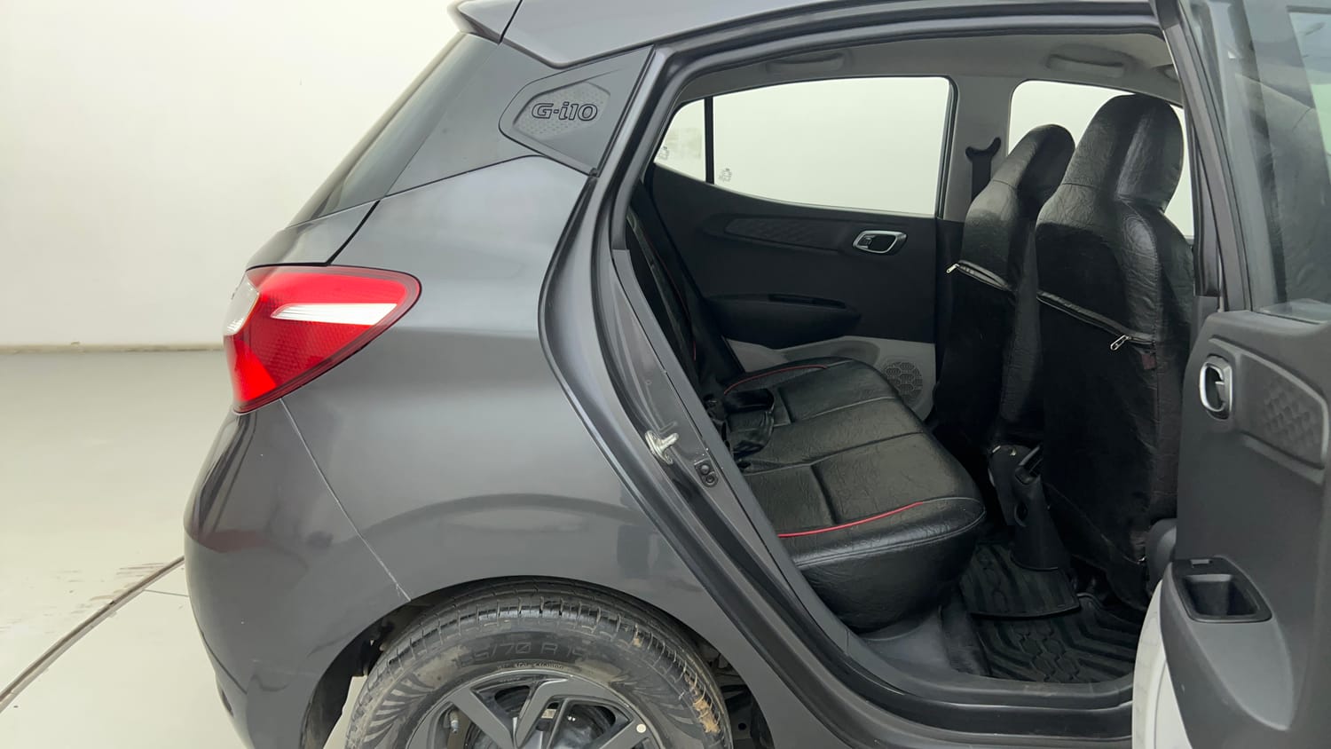 Used 2020 Hyundai Grand i10 Nios Sportz Petrol+cng(outside fitted) Cng Manual interior RIGHT SIDE REAR DOOR CABIN VIEW