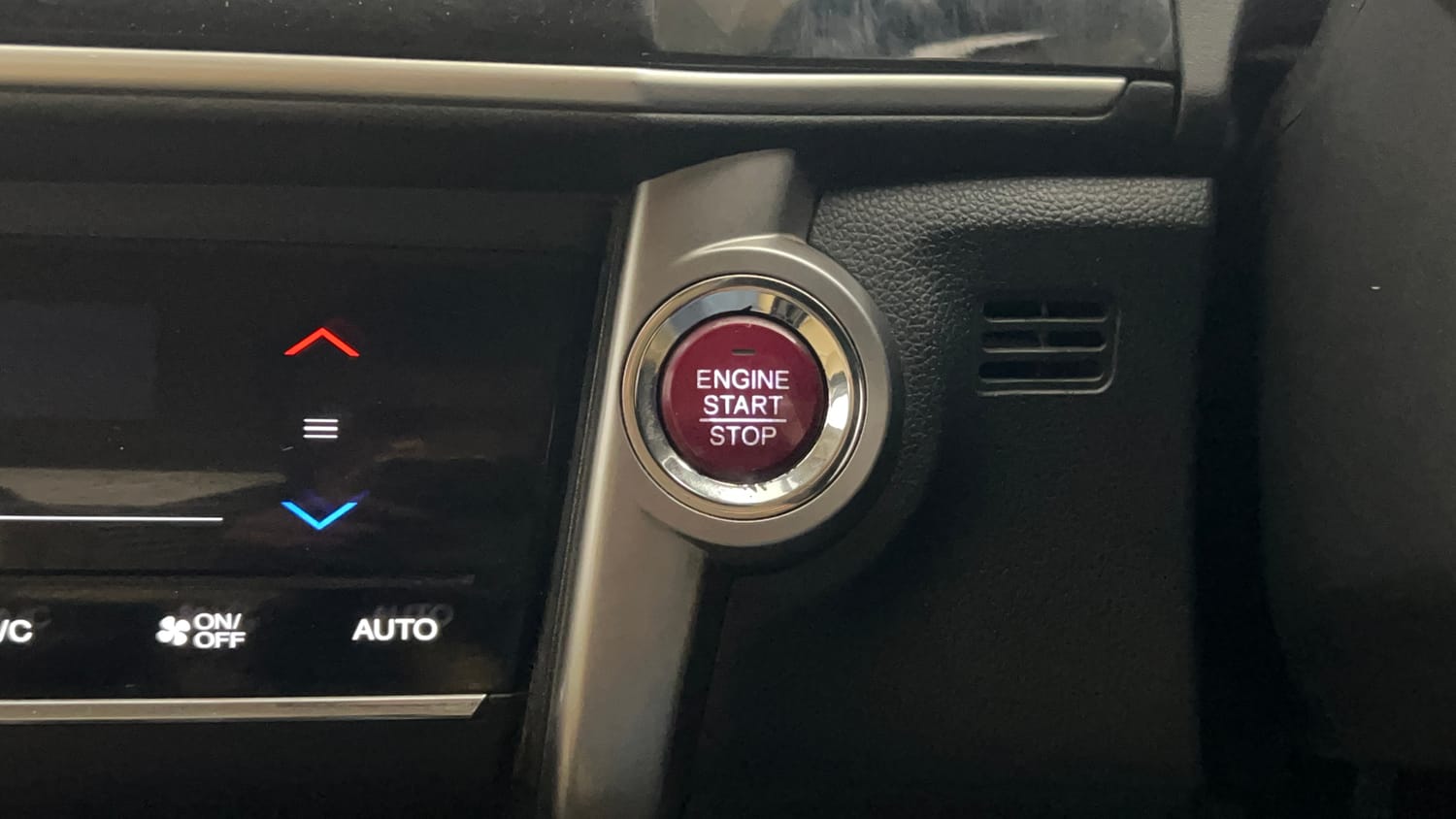 Used 2015 Honda City VX Petrol Manual top_features Keyless start